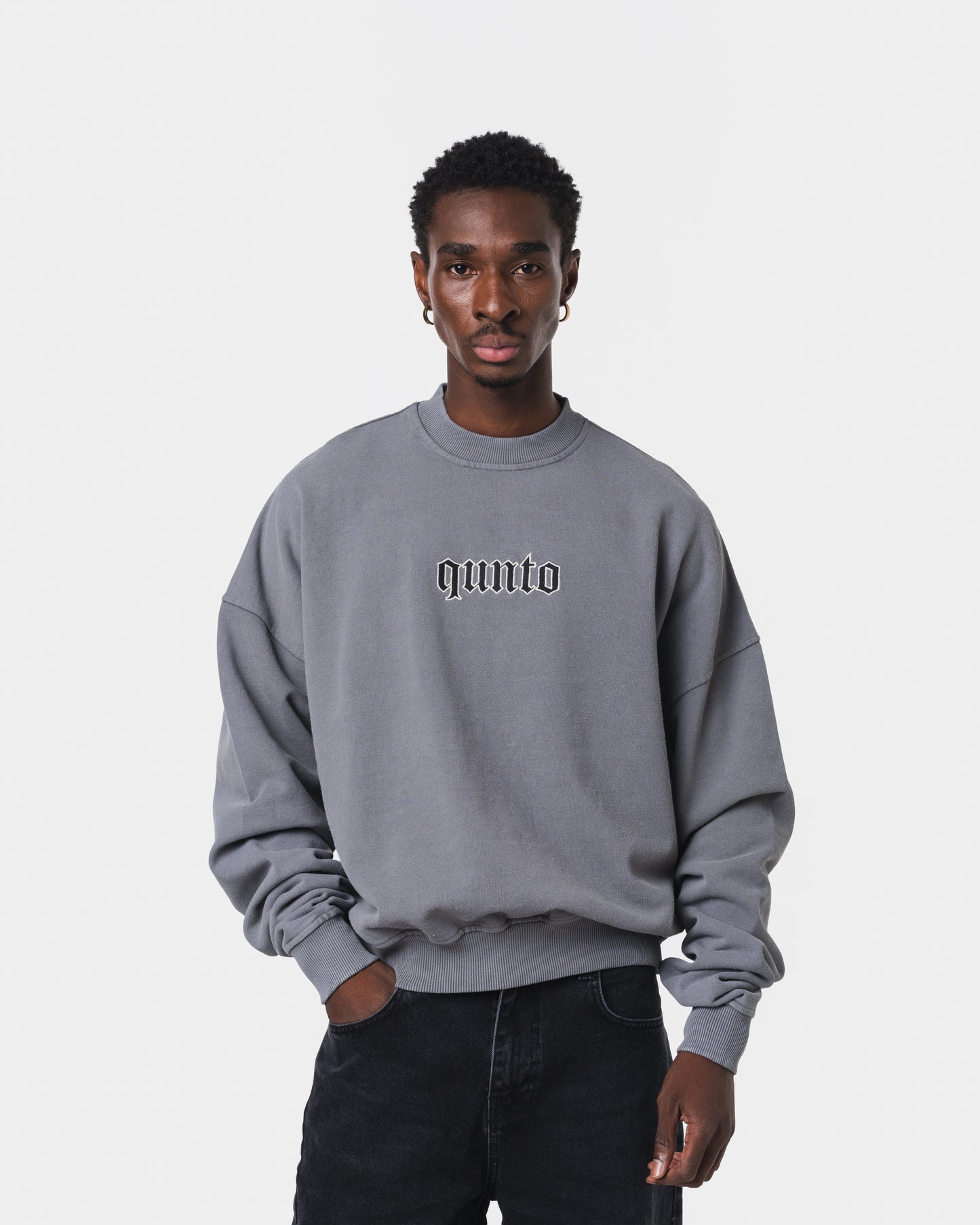 ESSENTIAL GREY SWEATER