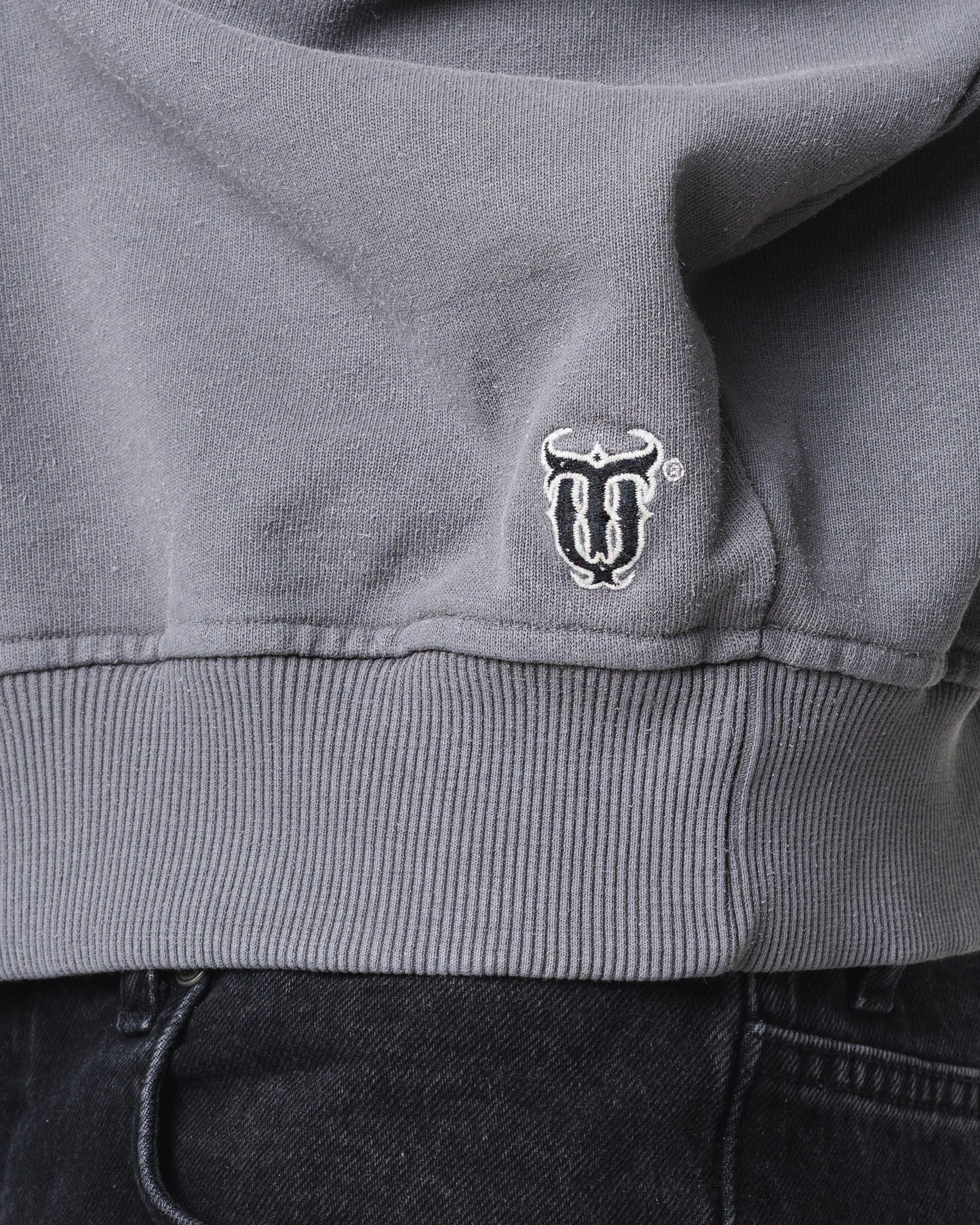 ESSENTIAL GREY SWEATER