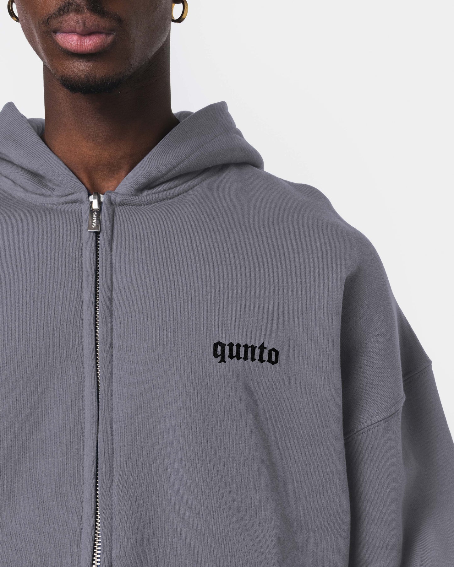 ESSENTIALS ZIPPER HOODIE GREY