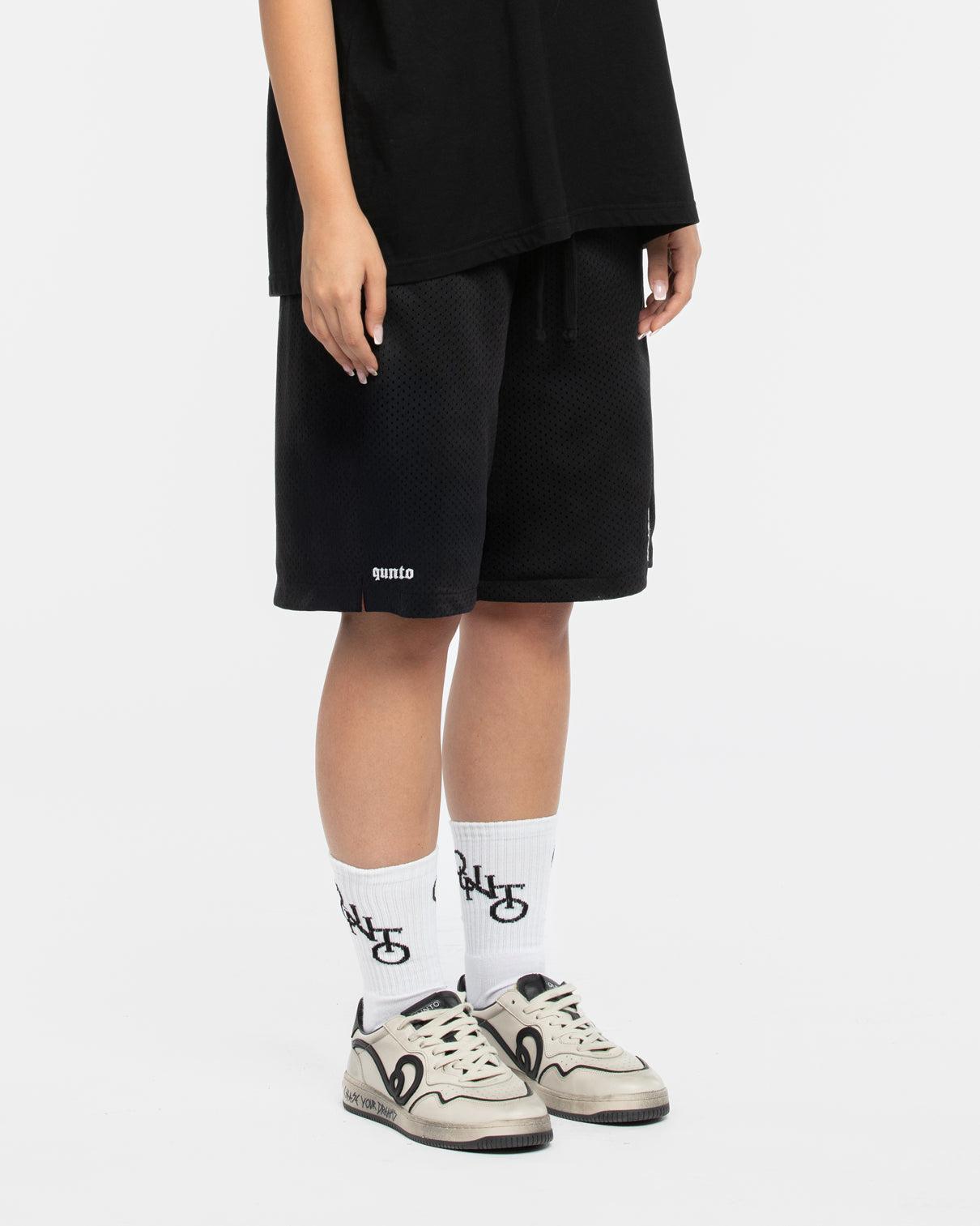 QT DENIM SHORTS BLACK