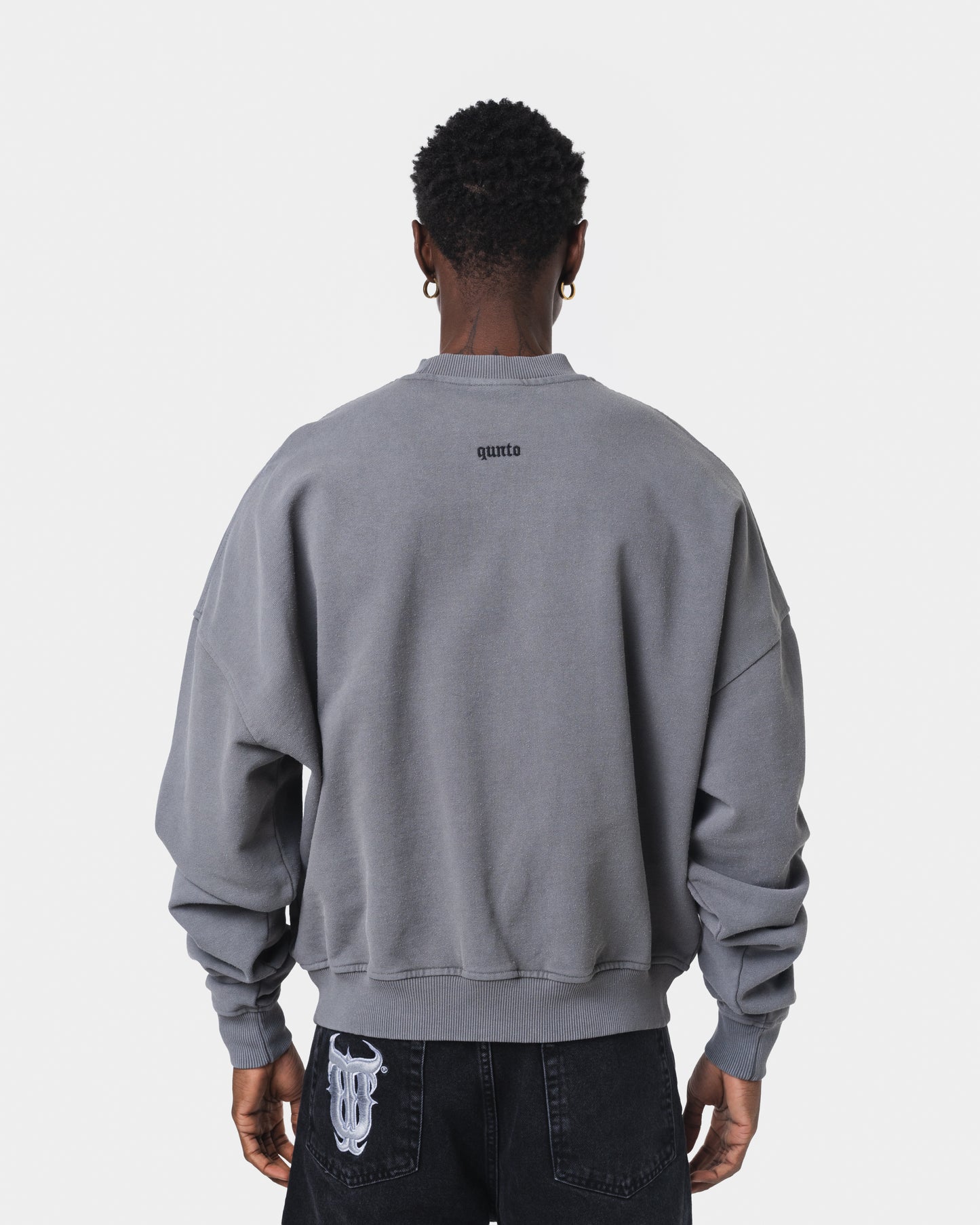 ESSENTIAL GREY SWEATER