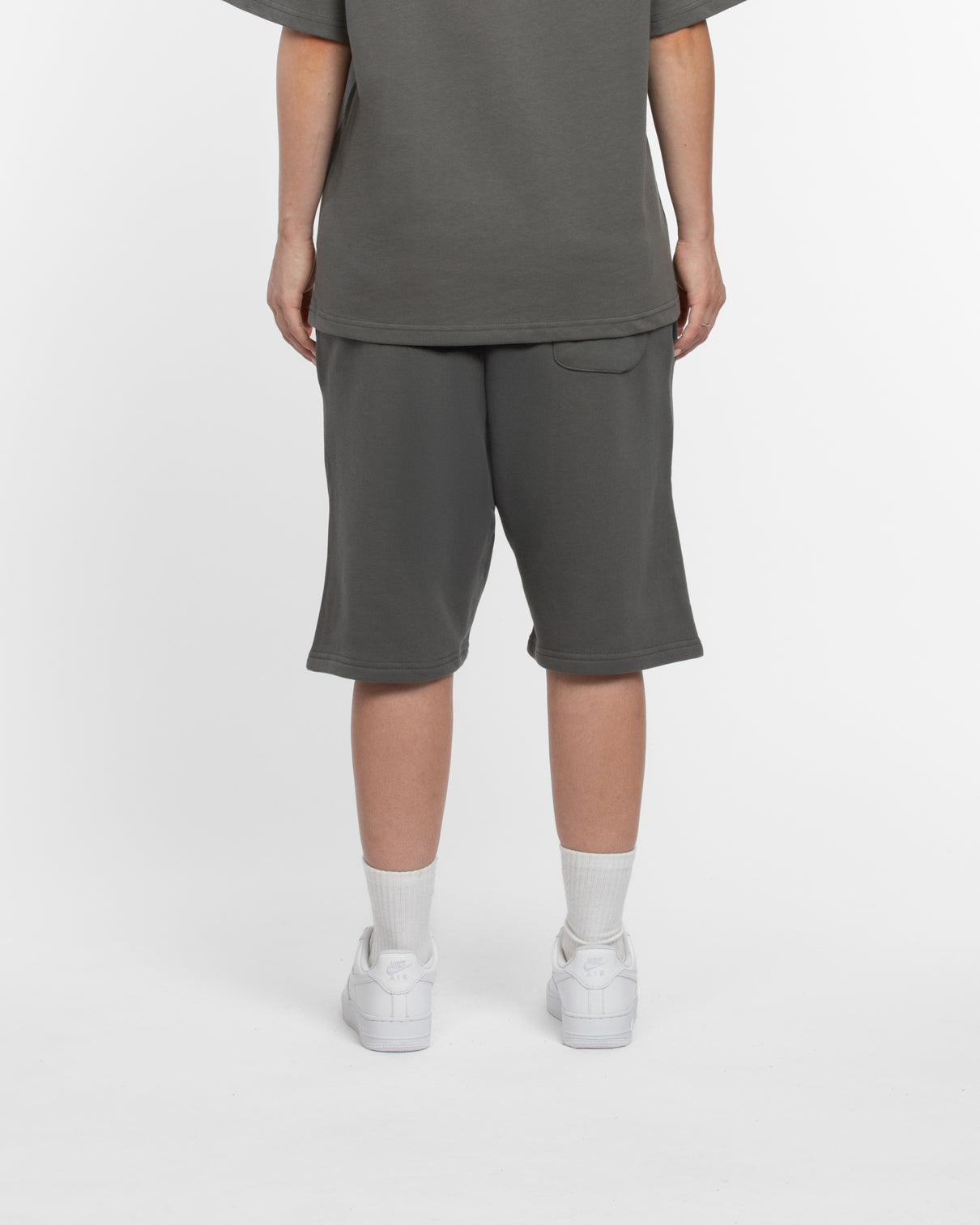 QUNTO LOGO SHORTS GREY