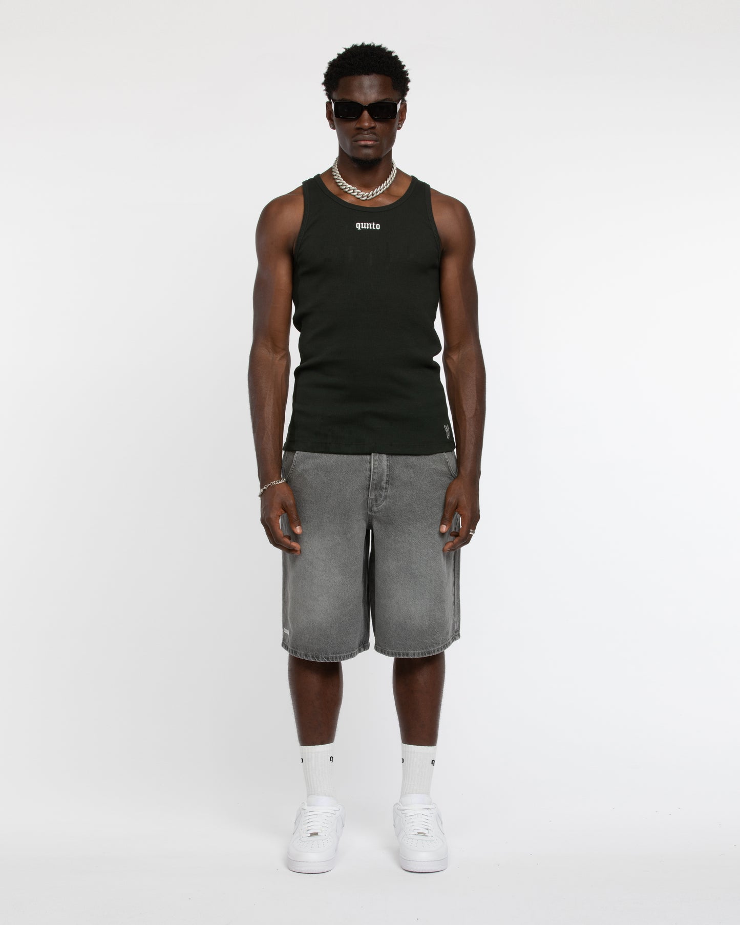 ESSENTIALS TANK TOP BLACK