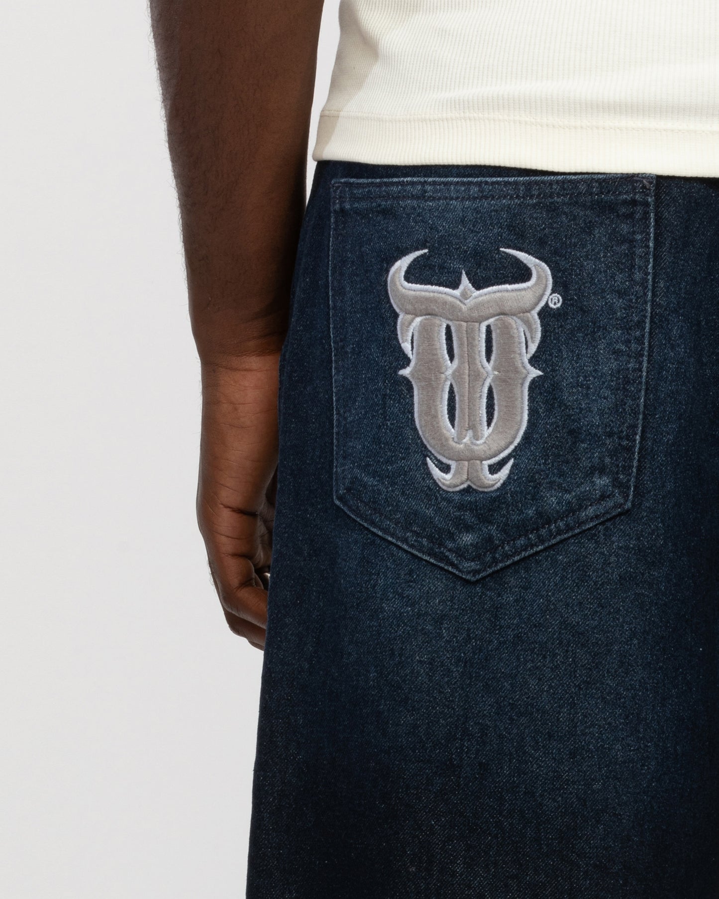 QT DENIM SHORTS BLACK