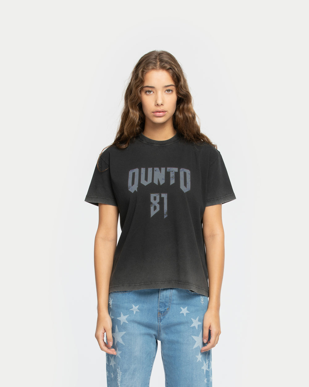 QUNTO 1981 T BLACK