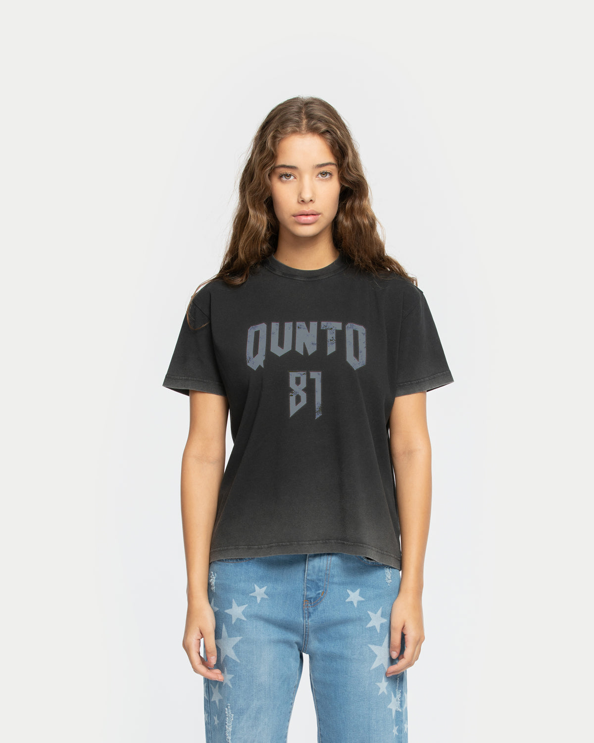 QUNTO 1981 T BLACK