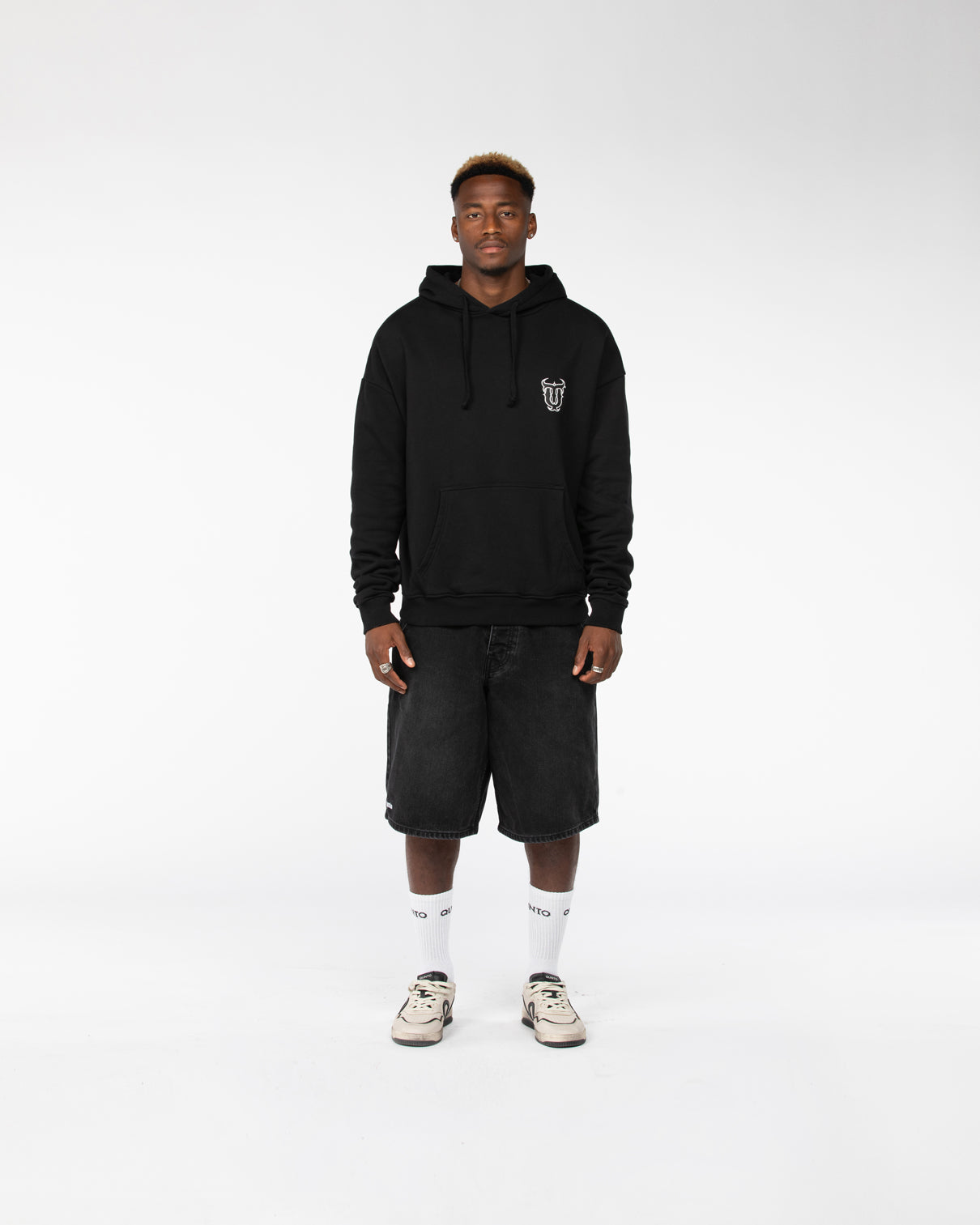 TROPOJA HOODIE BLACK