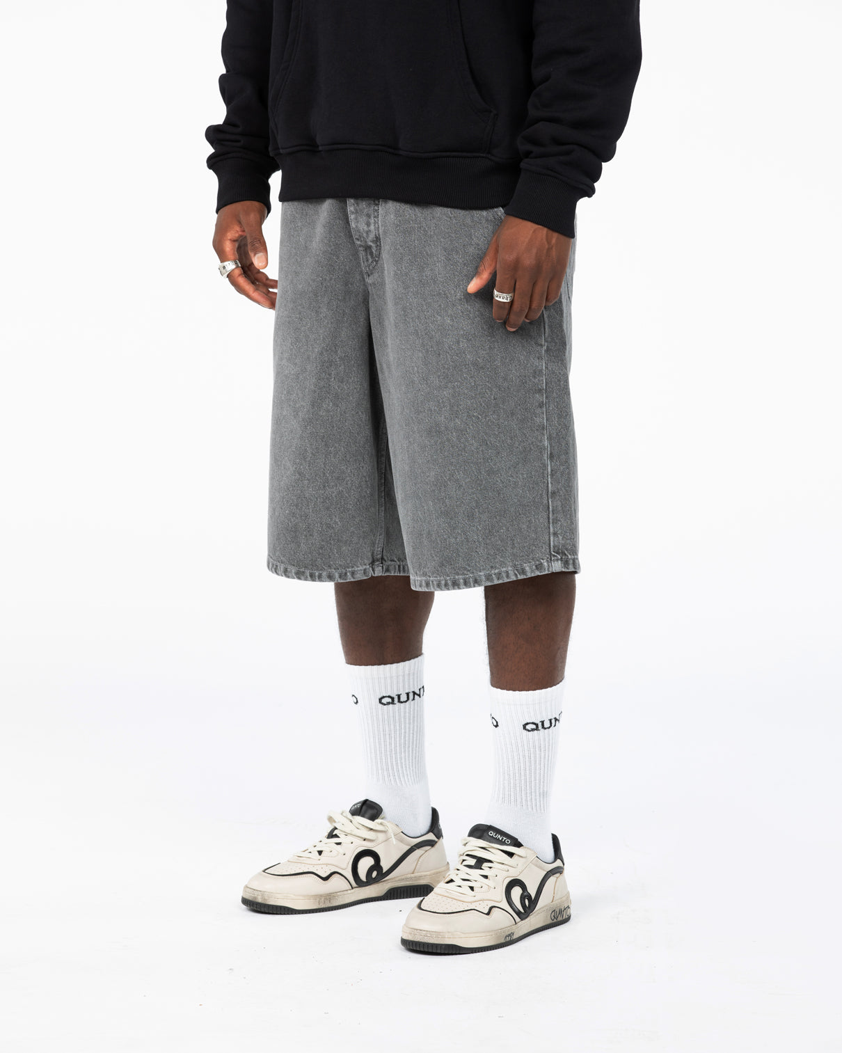 QT DENIM SHORTS GREY