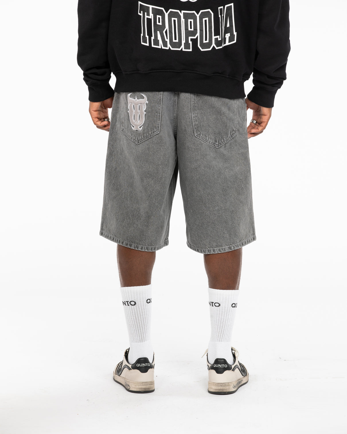 QT DENIM SHORTS GREY