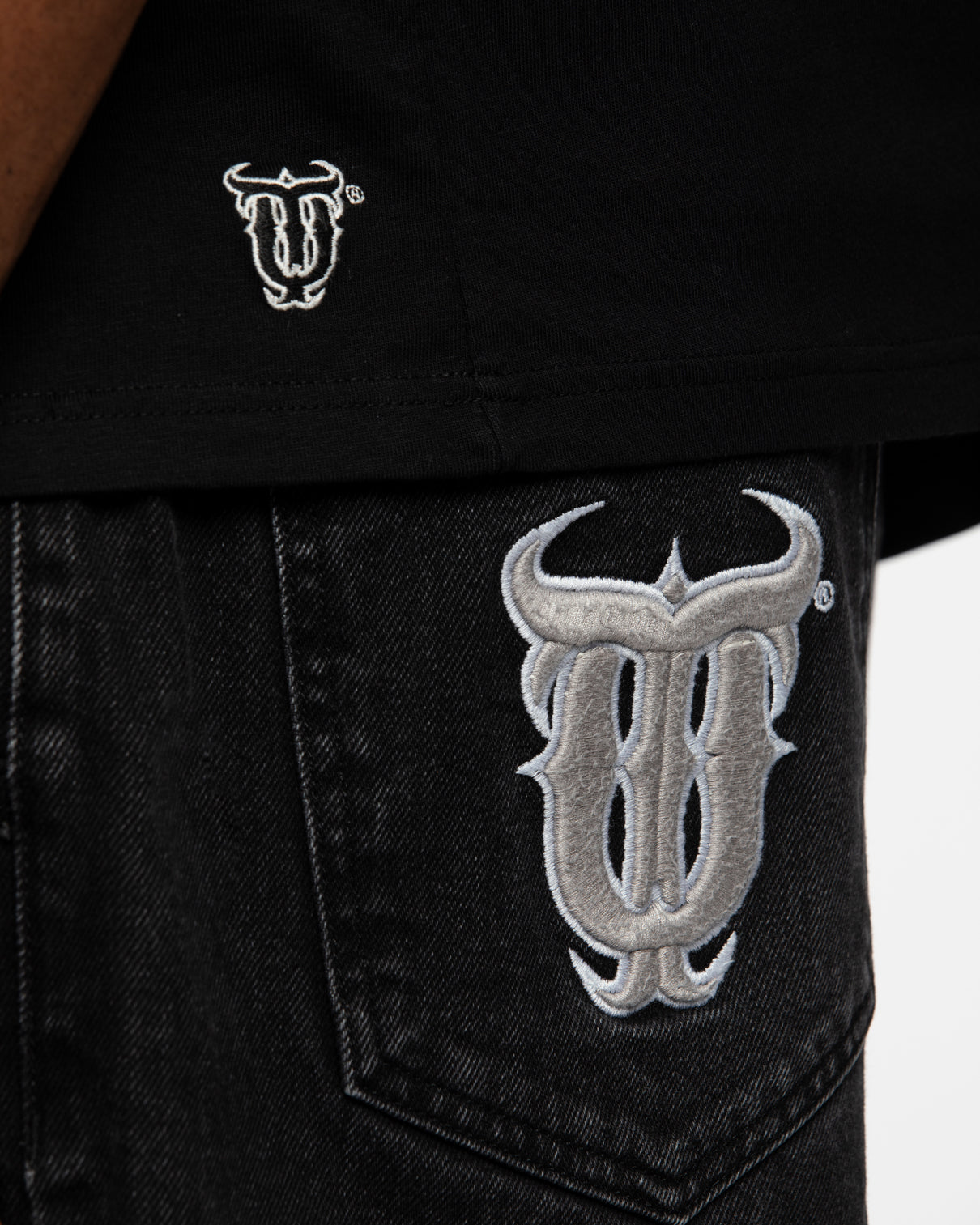 QT DENIM SHORTS BLACK