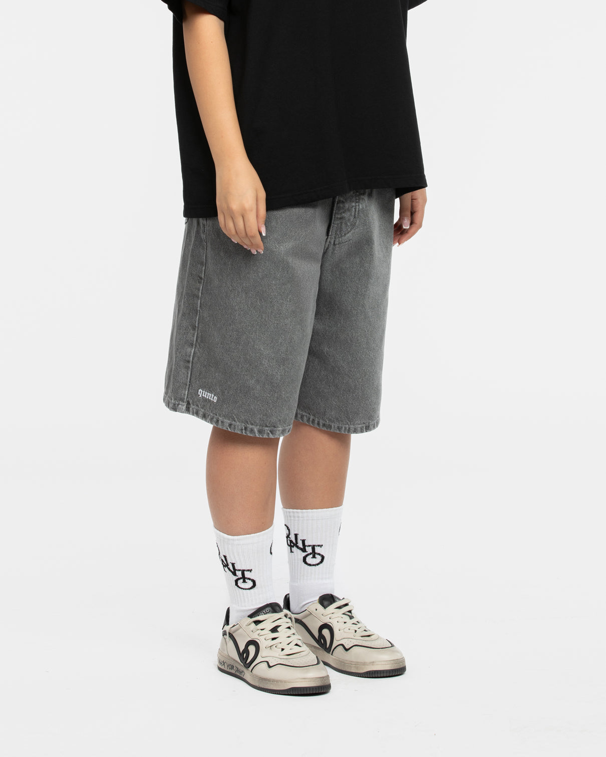 QT DENIM SHORTS GREY