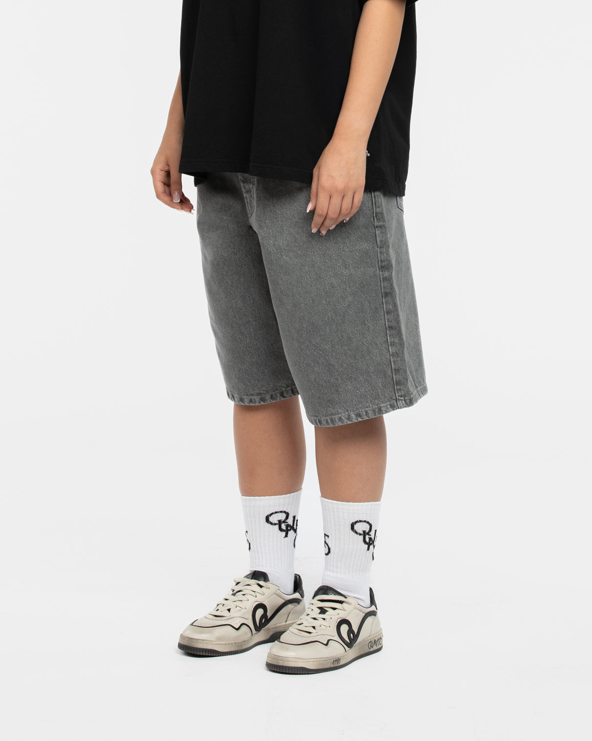 QT DENIM SHORTS GREY