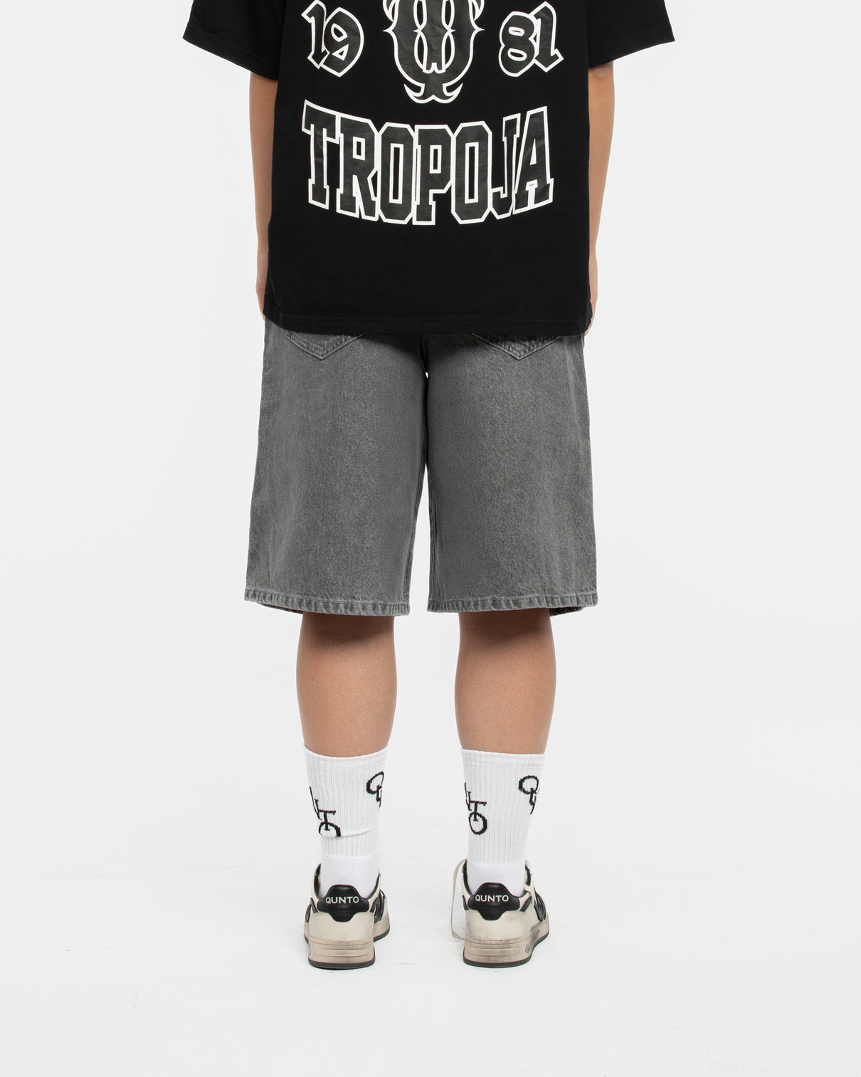 QT DENIM SHORTS GREY