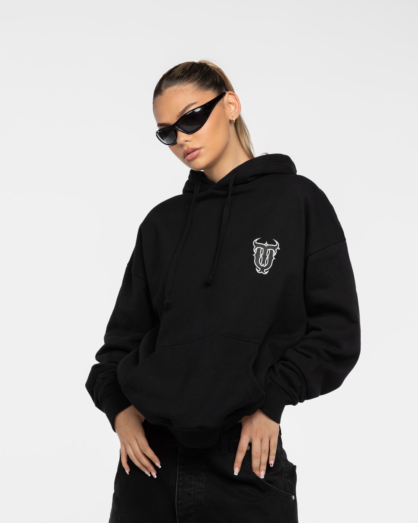 TROPOJA HOODIE BLACK