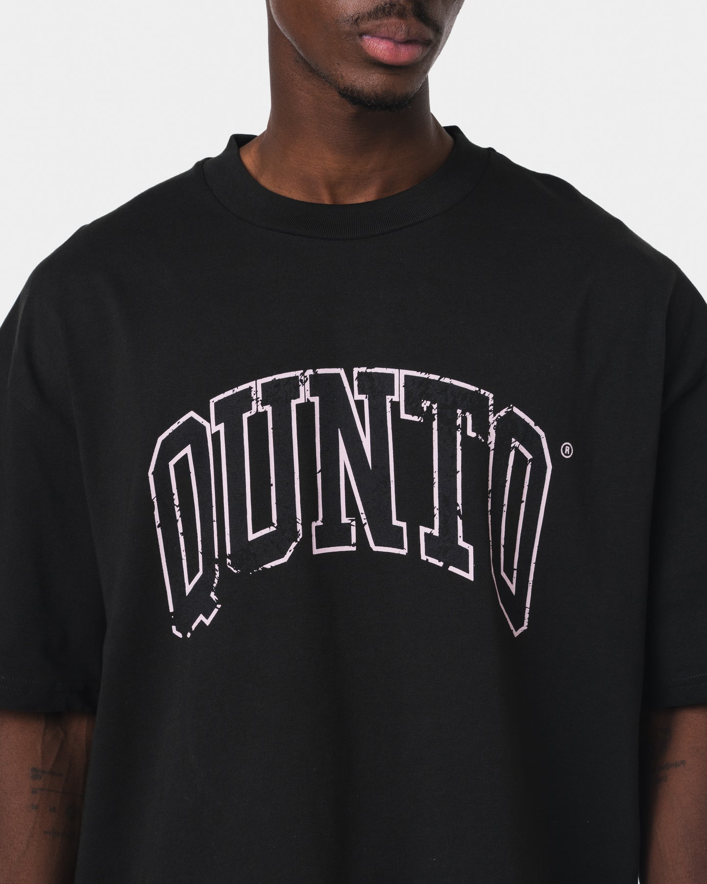QUNTO PINK OUTLINER TSHIRT