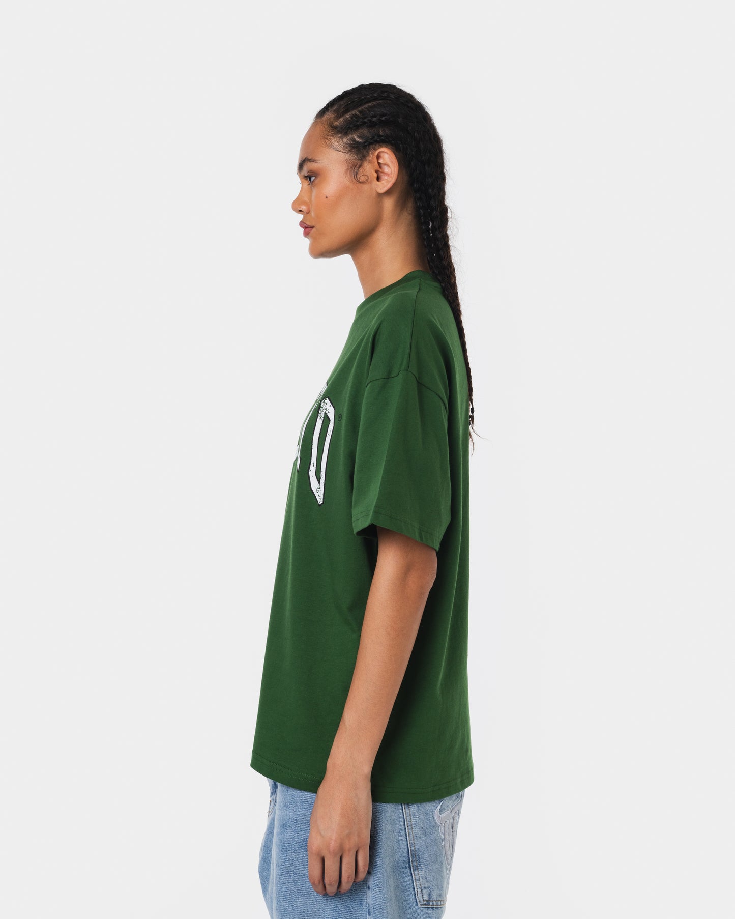 QUNTO WHITE ON GREEN TSHIRT