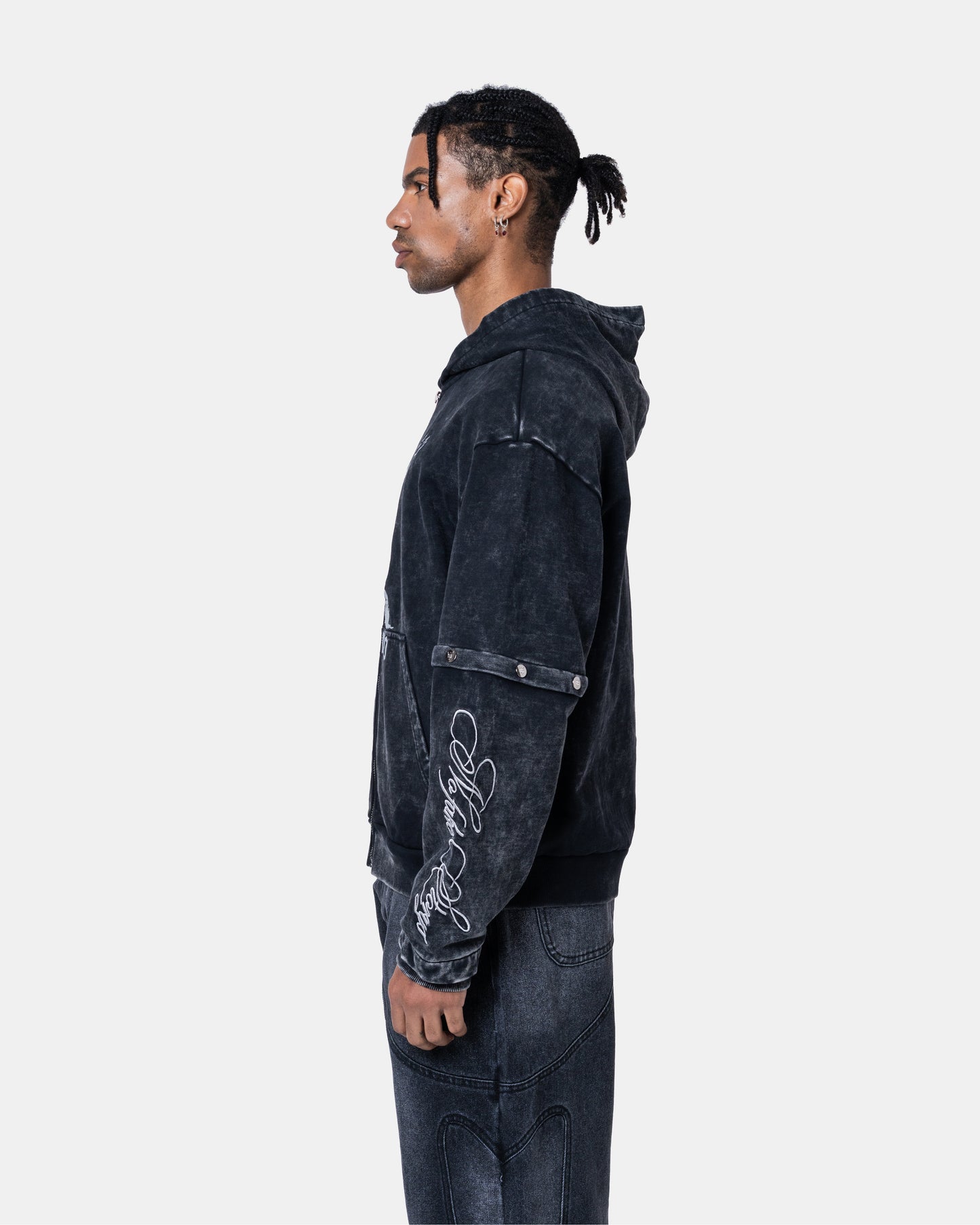 GRAFITI ZIPPER HOODIE BLACK