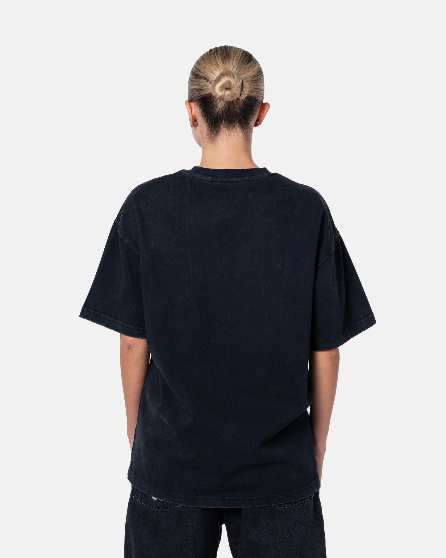 QUNTO OVERSIZE TEE BLACK
