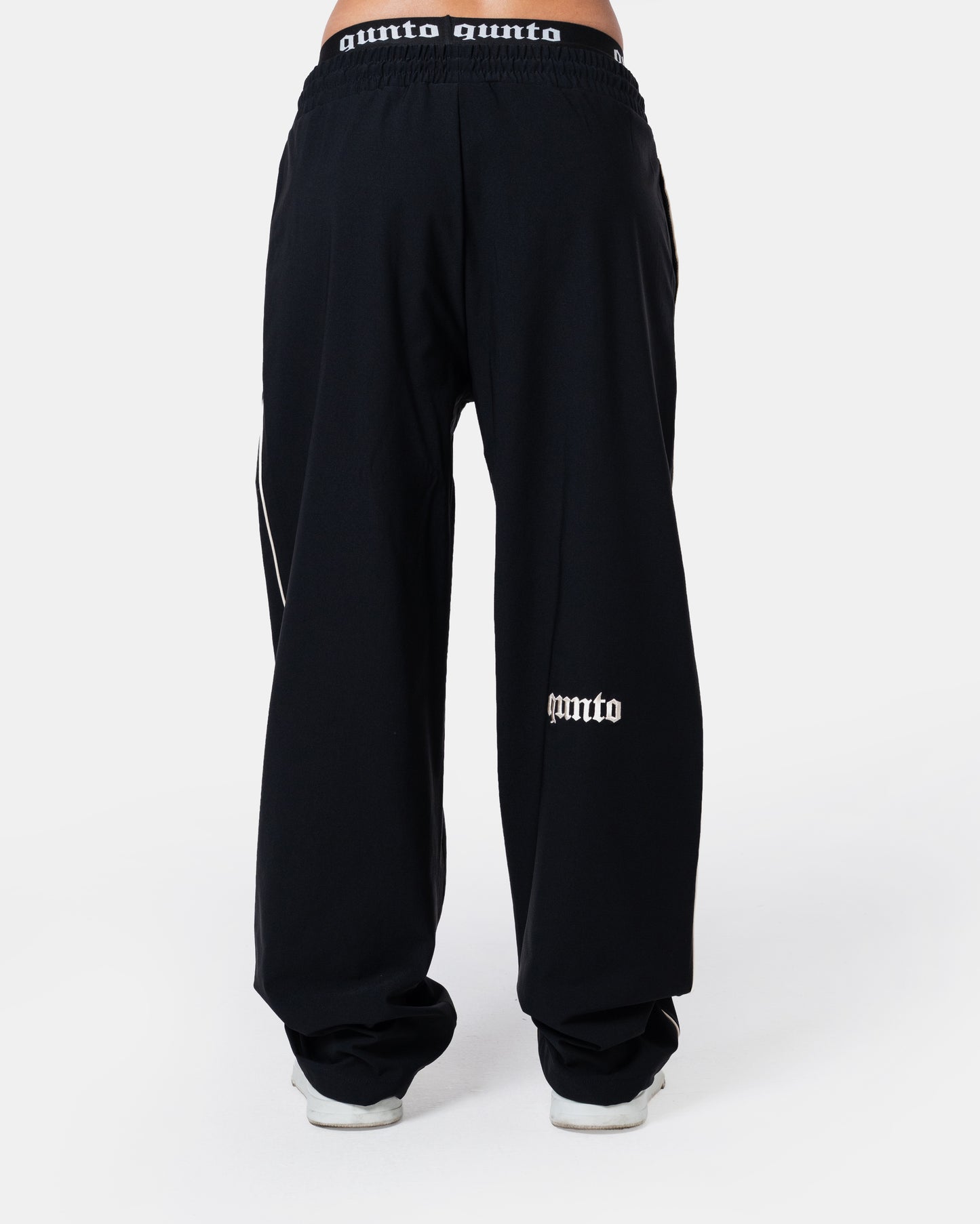 VINTAGE TRACK PANTS BLACK