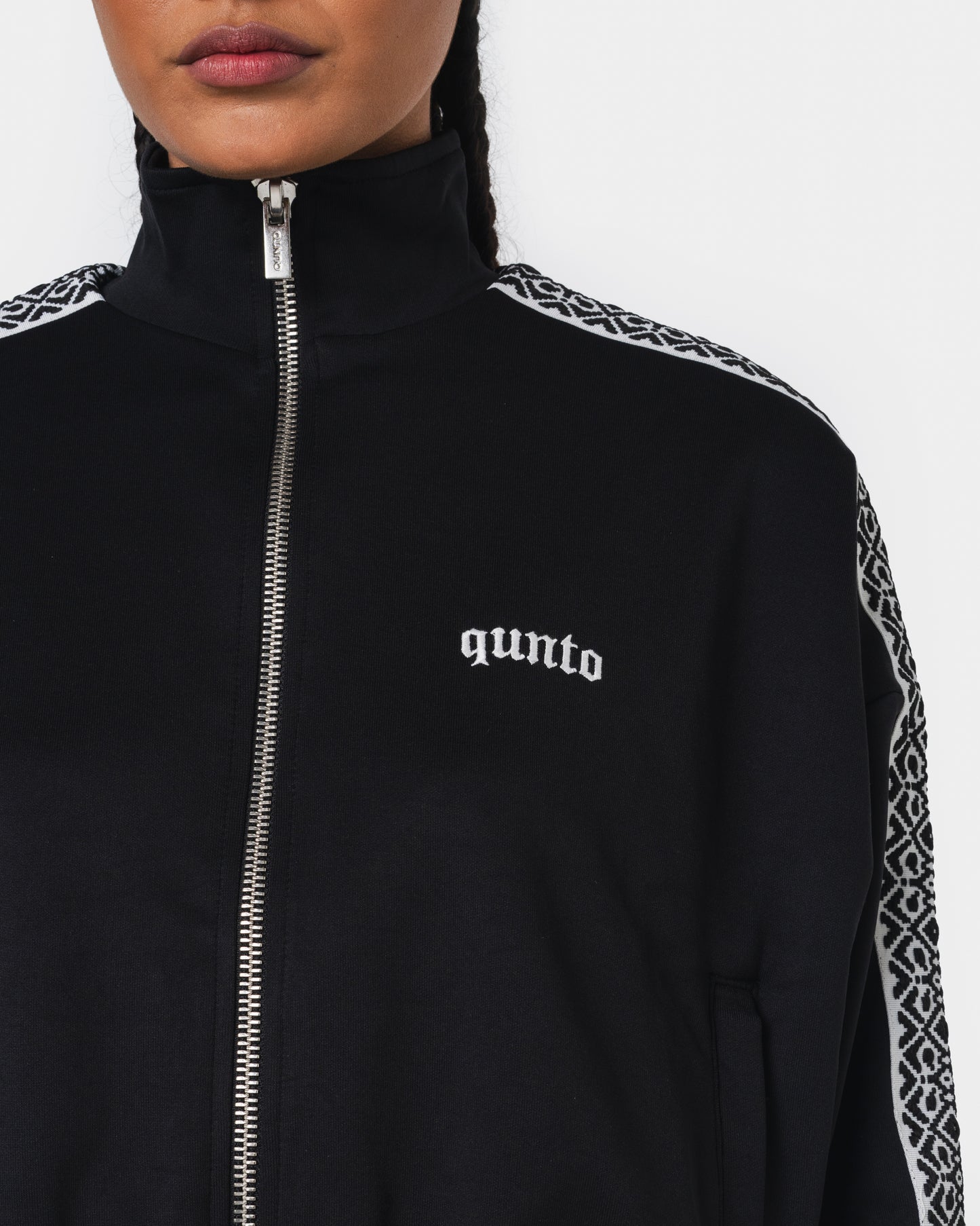 HERITAGE TRACK JACKET BLACK