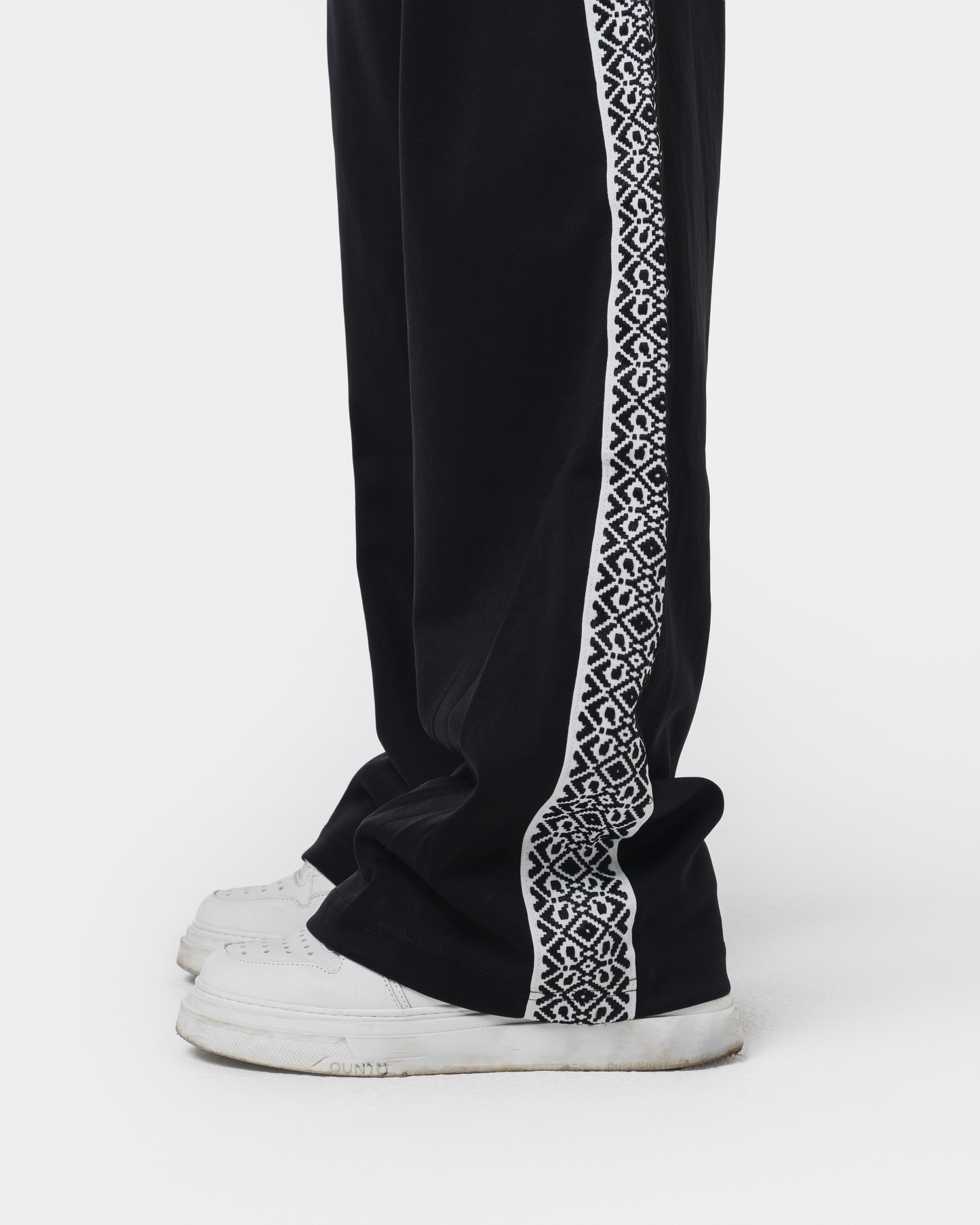 HERITAGE TRACK PANTS BLACK