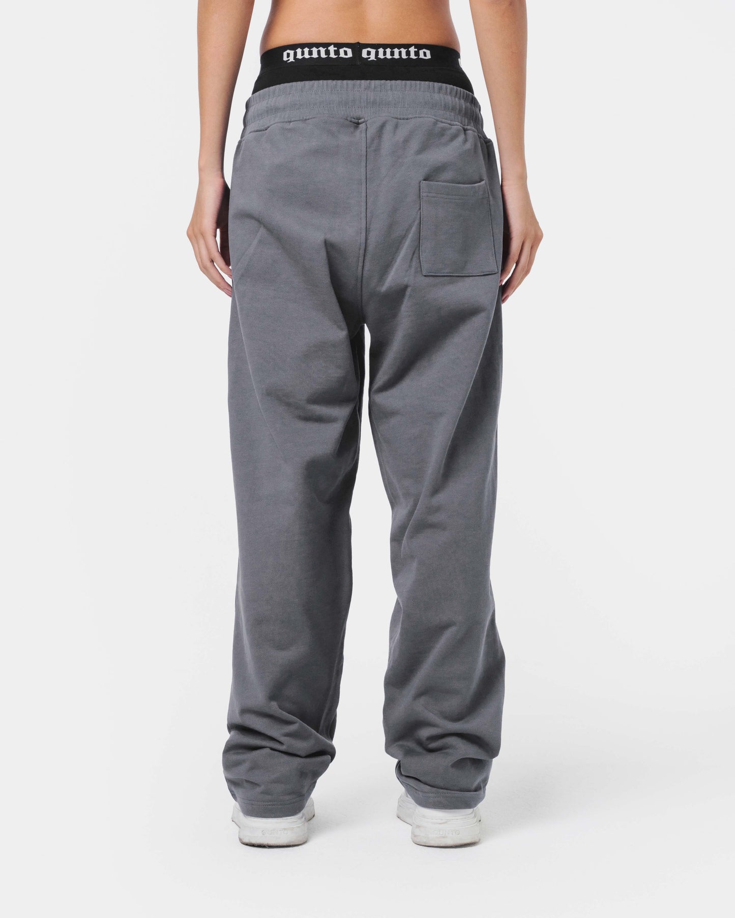 QUNTO CLASSIC JOGGER GREY