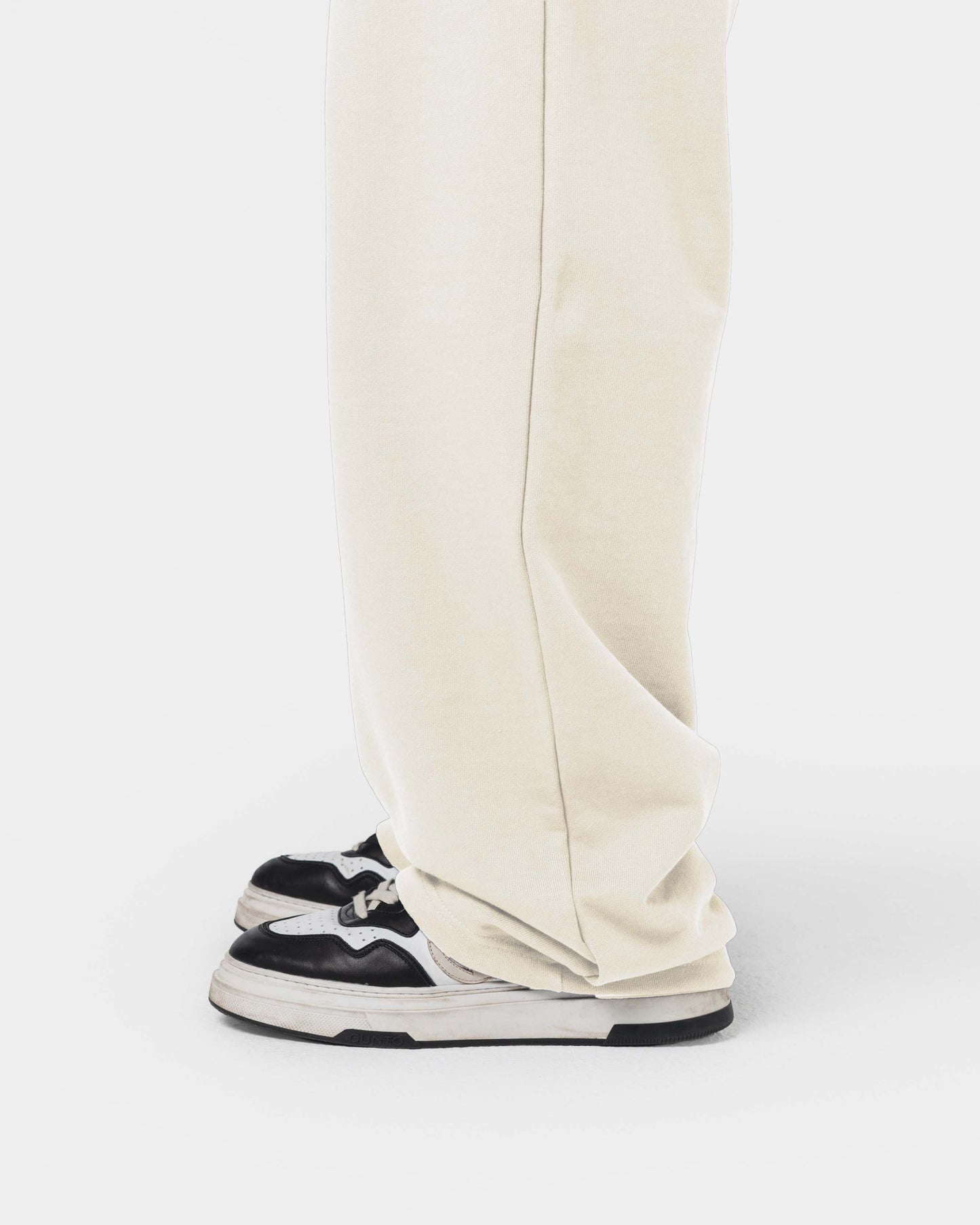 QUNTO CLASSIC JOGGER CREAM