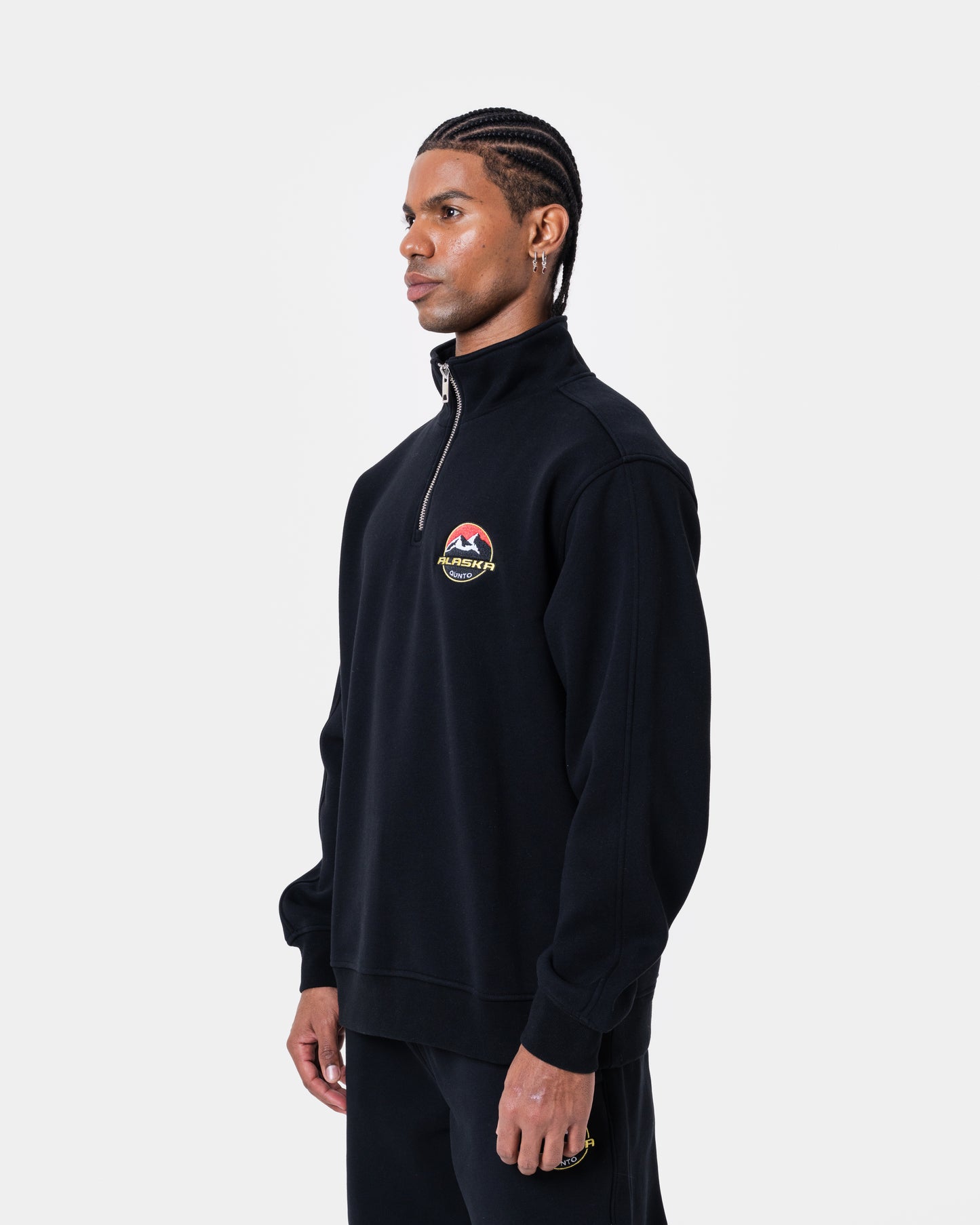 ALASKA BADGE BLACK HALFZIP