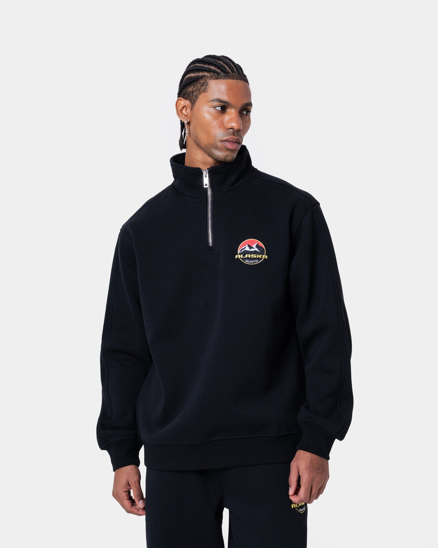 ALASKA BADGE BLACK HALFZIP