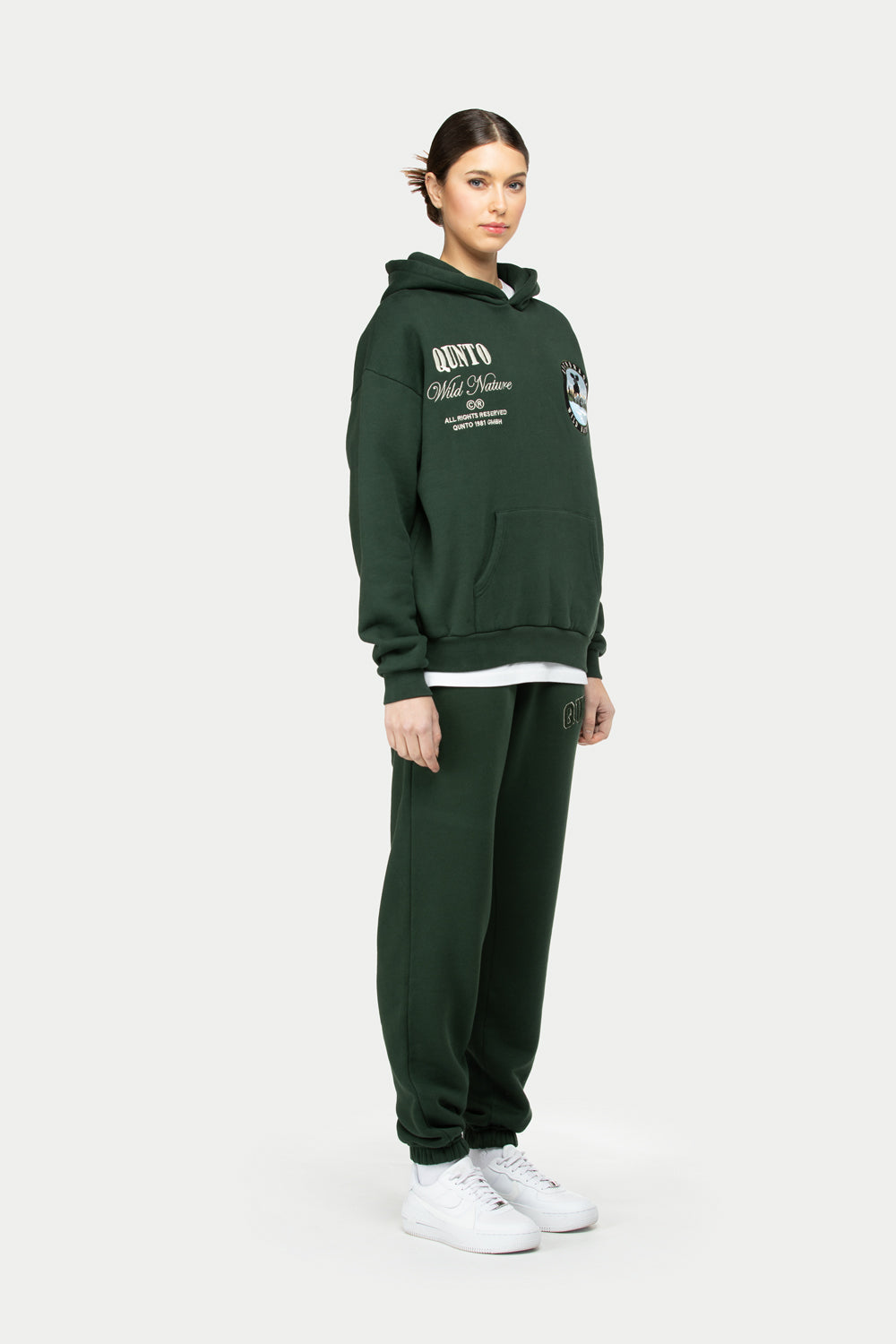 MOOSE BADGE HOODIE GREEN