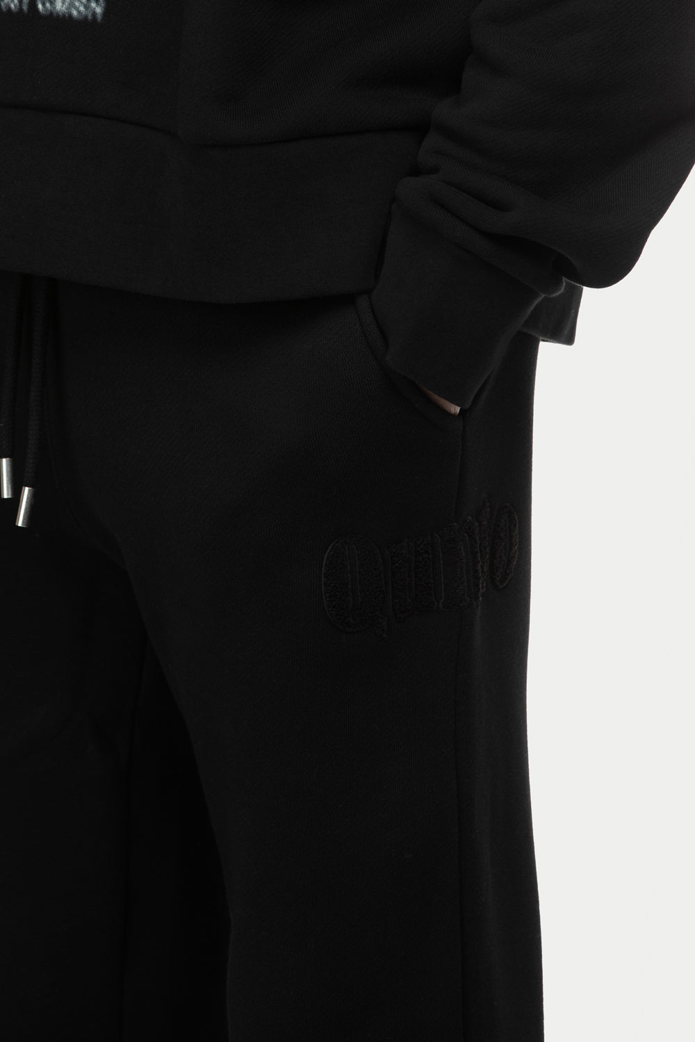 Qunto AWN Jogger Pants Black