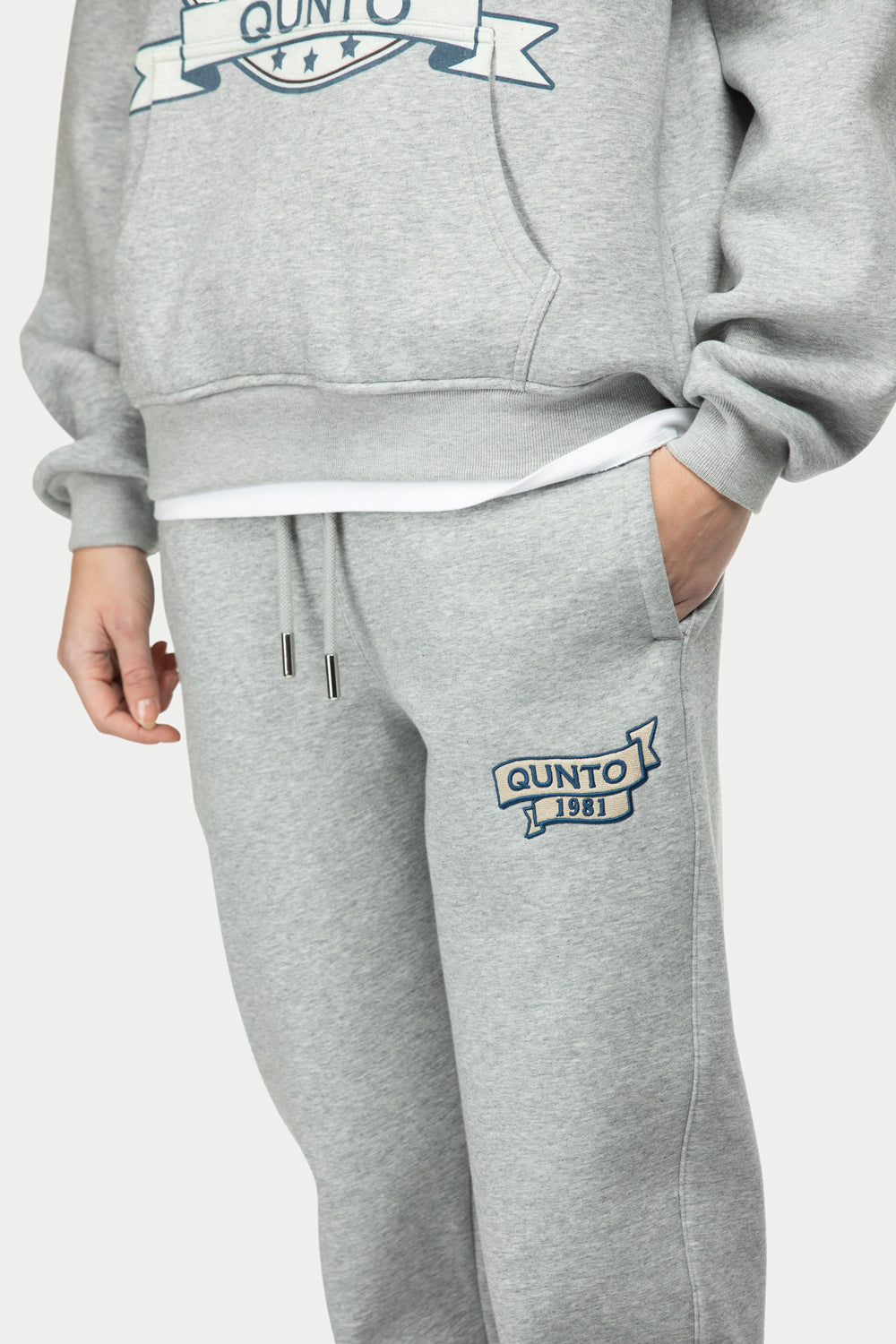 Scroll Jogger Pants Grey