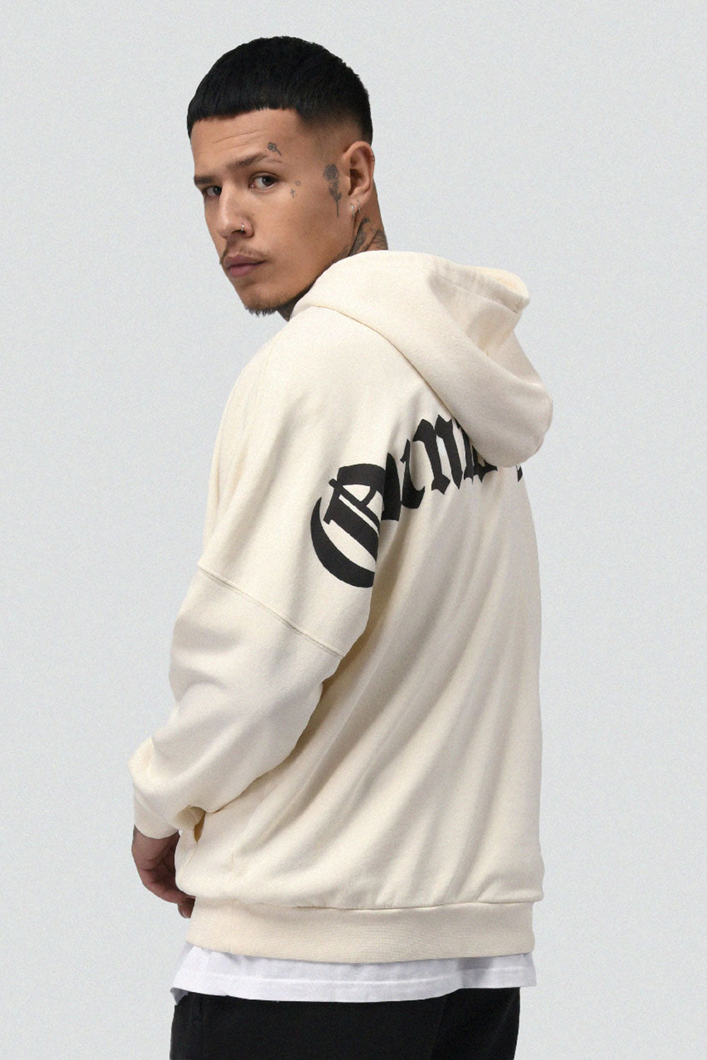 Qunto Club Hoodie Cream