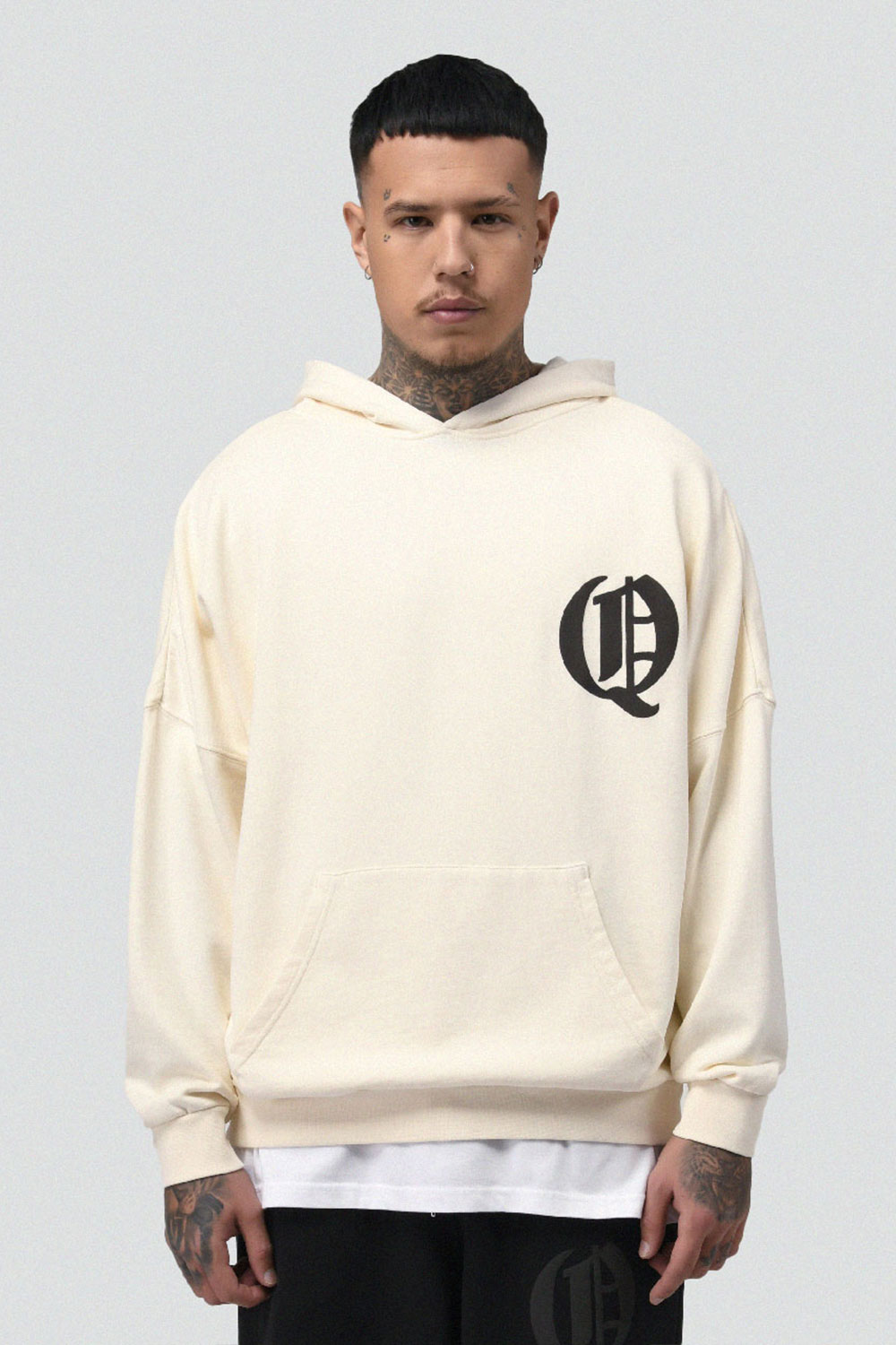 Qunto Club Hoodie Cream