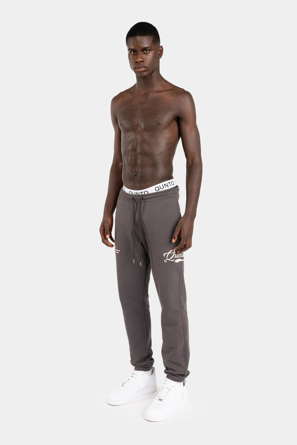 JOGGER QUNTO CLUB GREY