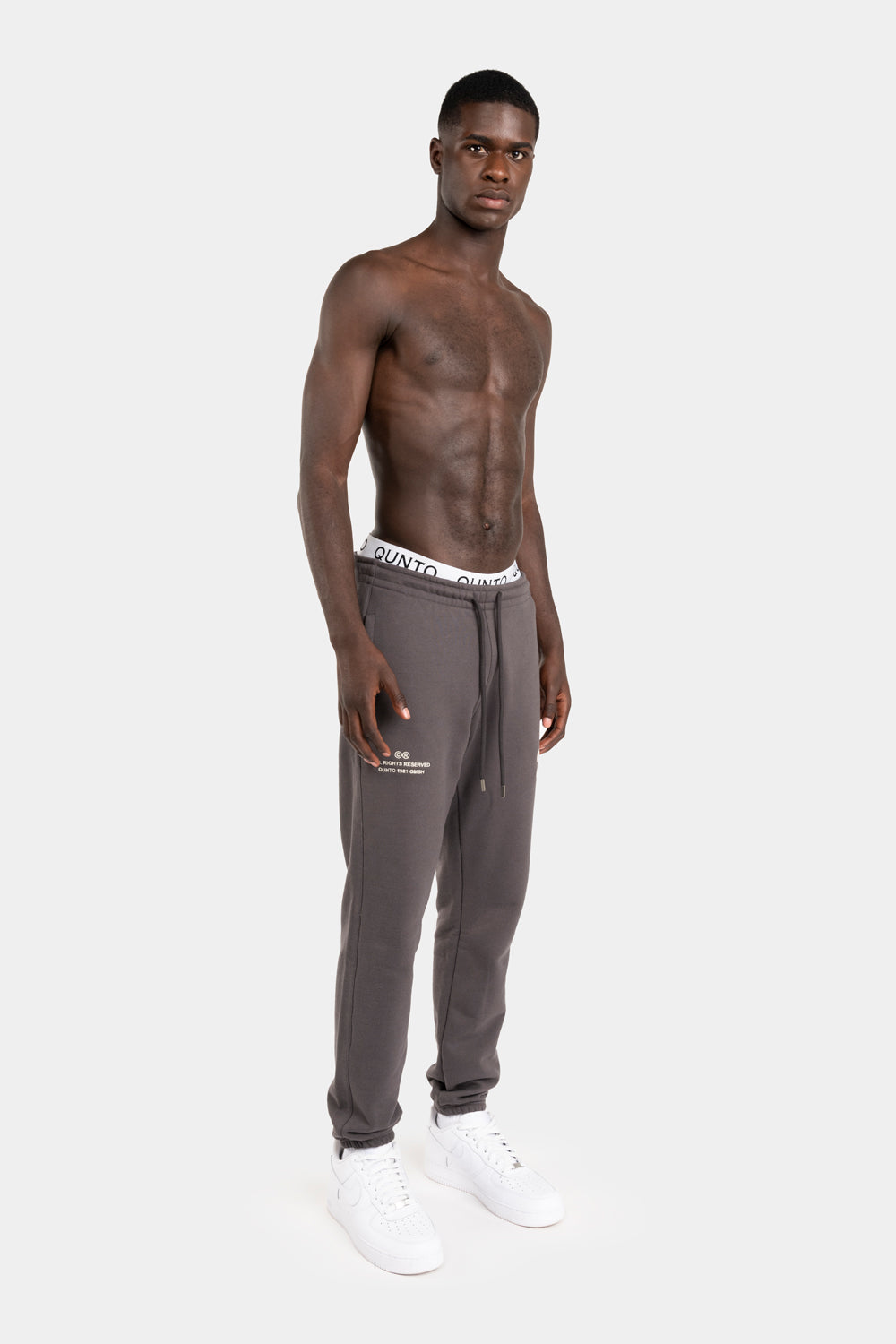 JOGGER QUNTO CLUB GREY