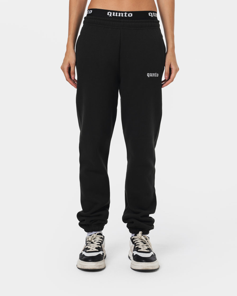 W REGULAR JOGGER BLACK