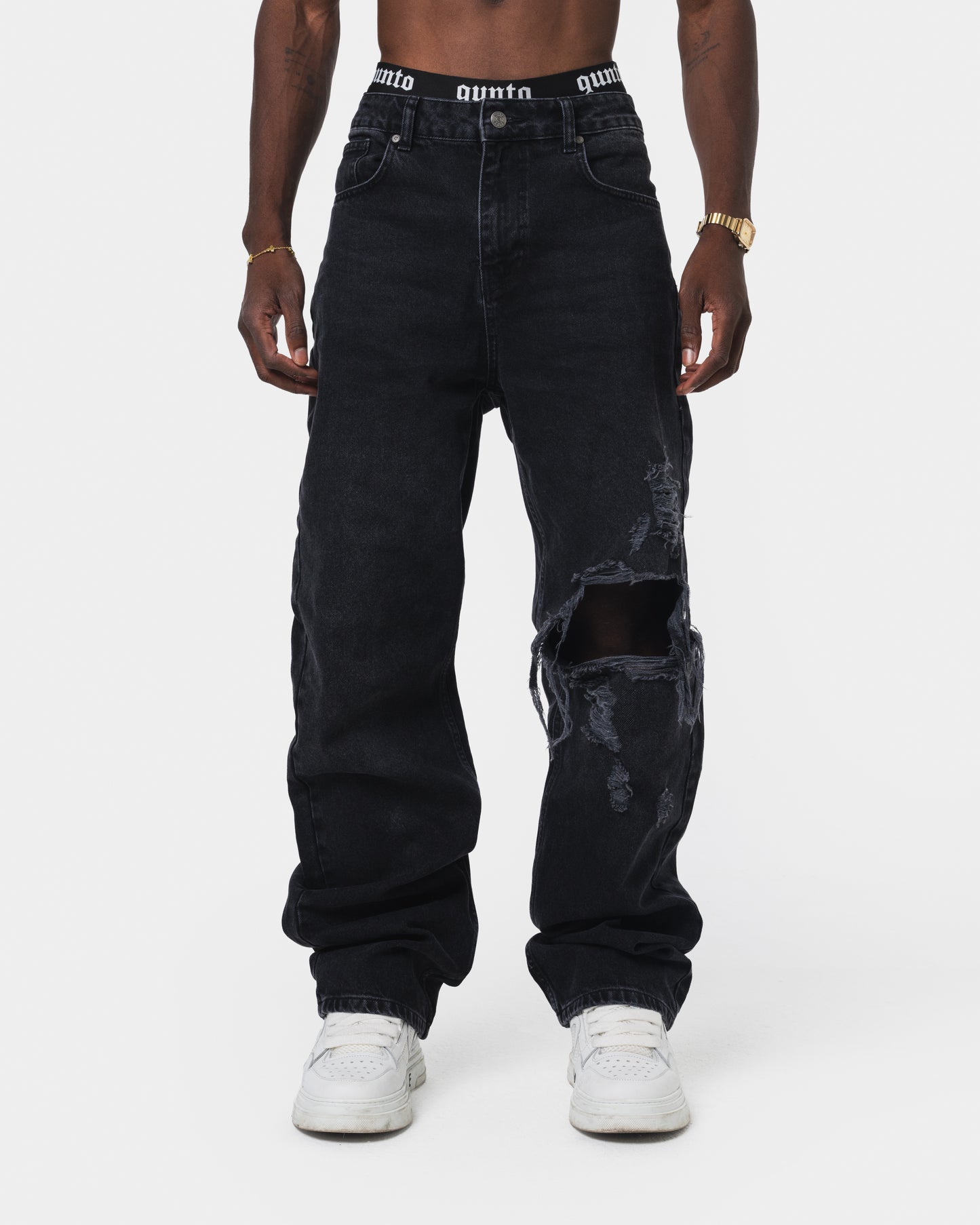 RIPPED JEANS BLACK