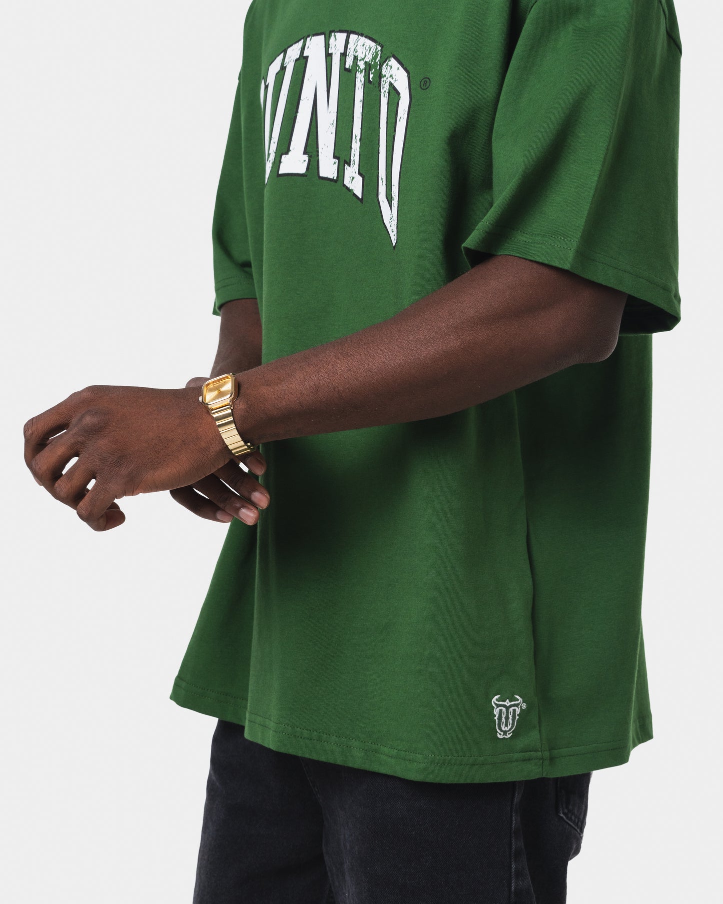 QUNTO WHITE ON GREEN TSHIRT