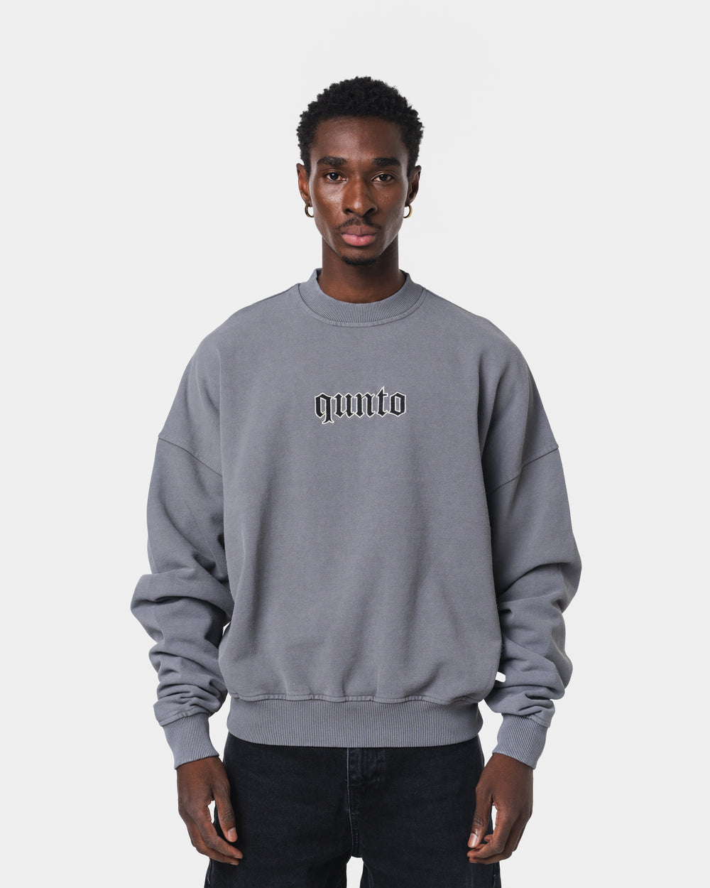 ESSENTIAL GREY SWEATER