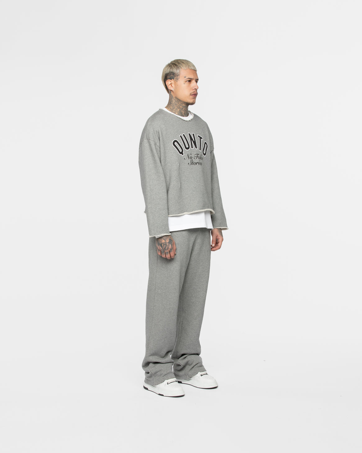 B&W Qunto Sweatshirt Grey