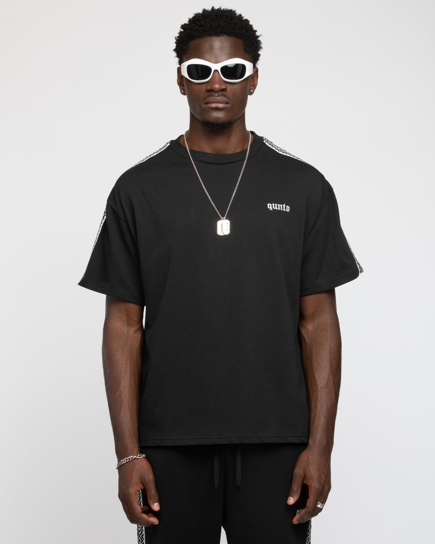 HERITAGE TSHIRT BLACK