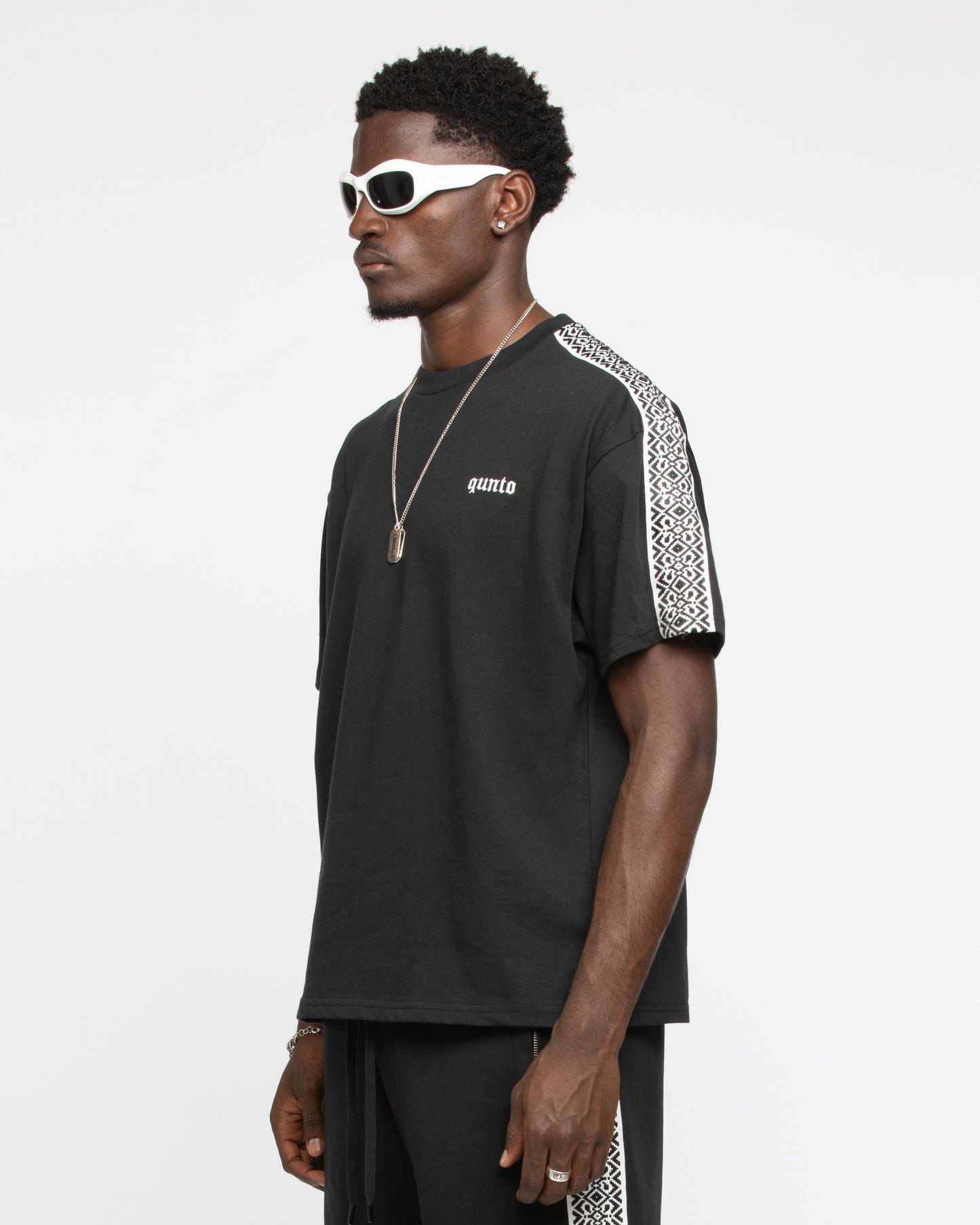 HERITAGE TSHIRT BLACK