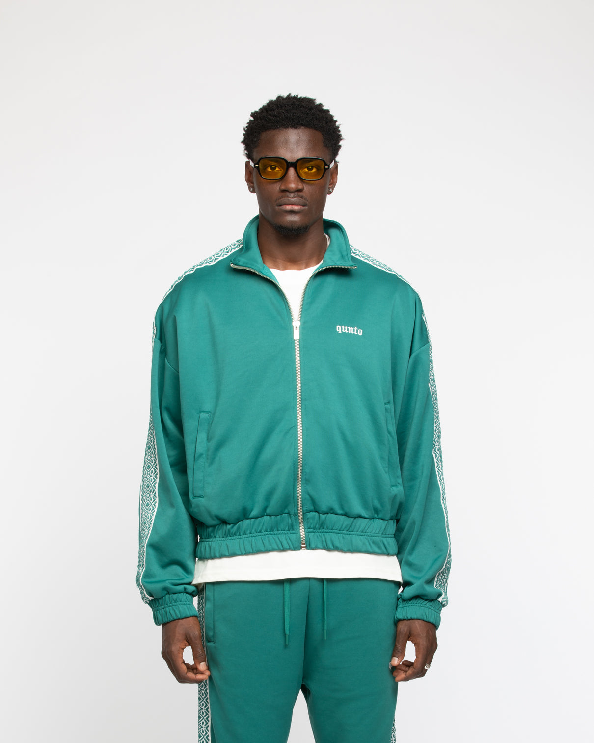 Quantino Jacket World of Qunto – QUNTO™