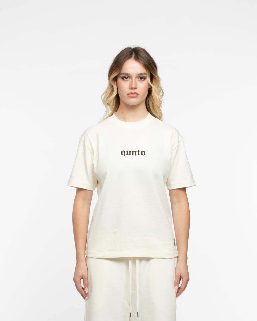 W ESSENTIAL WHITE TSHIRT