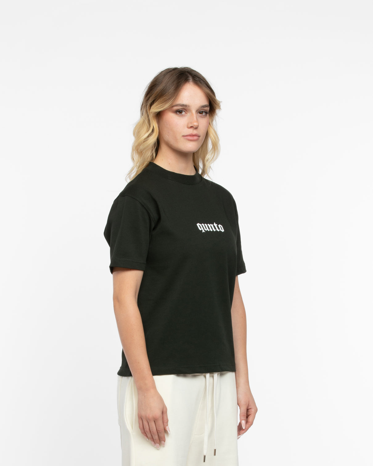 W ESSENTIAL BLACK TSHIRT