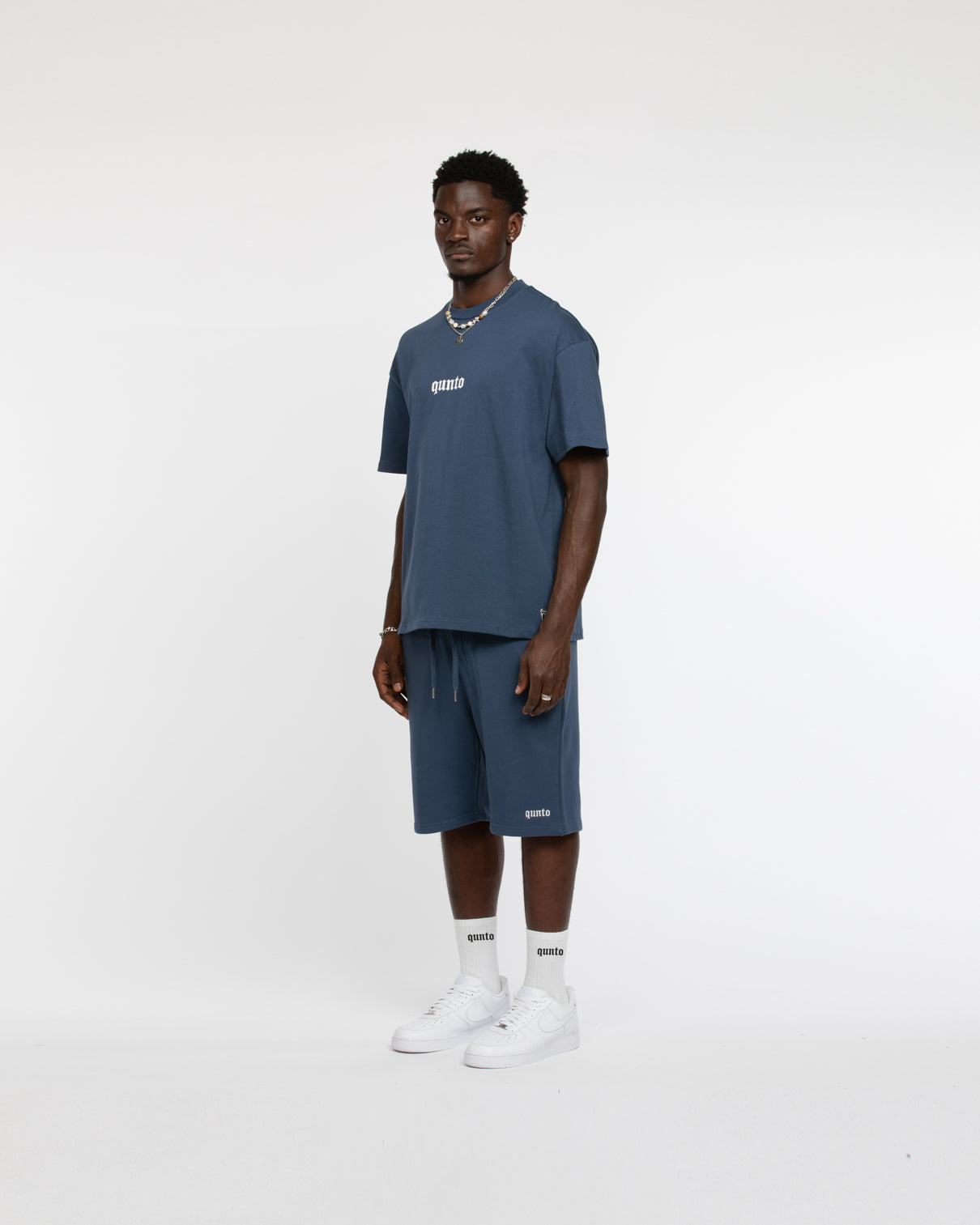 QUNTO LOGO SHORTS BLUE