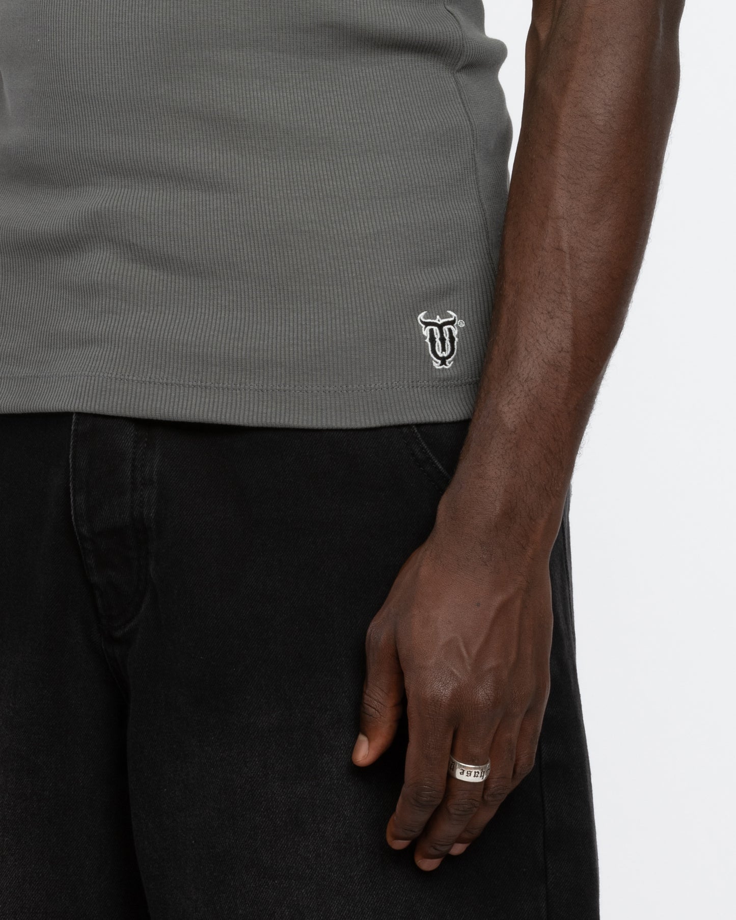 ESSENTIALS TANK TOP GREY