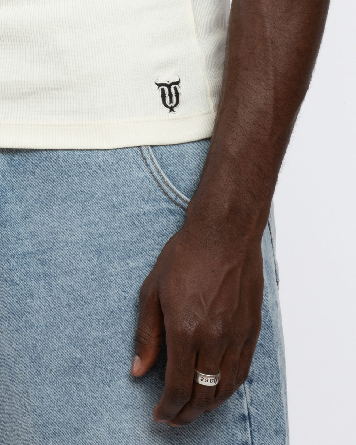 ESSENTIALS TANK TOP CREAM