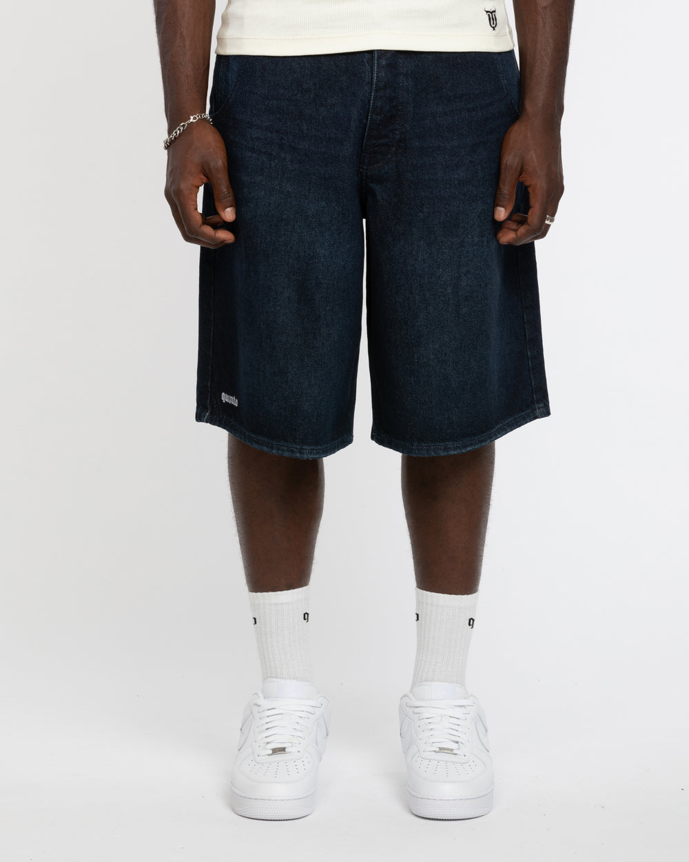 QT DENIM SHORTS BLACK